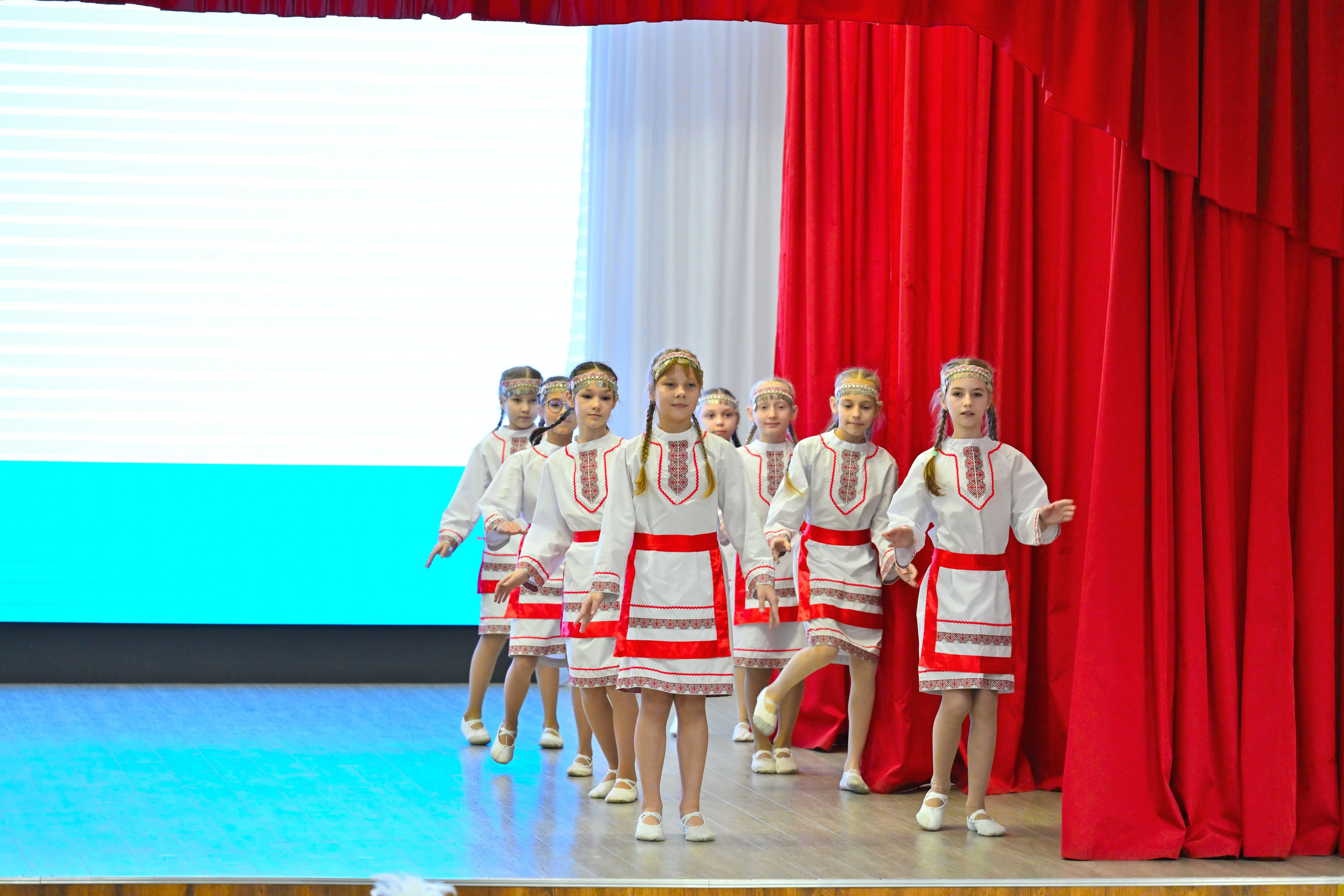 2025-11-21 День семьи 127. Снежинск фото Андрианов