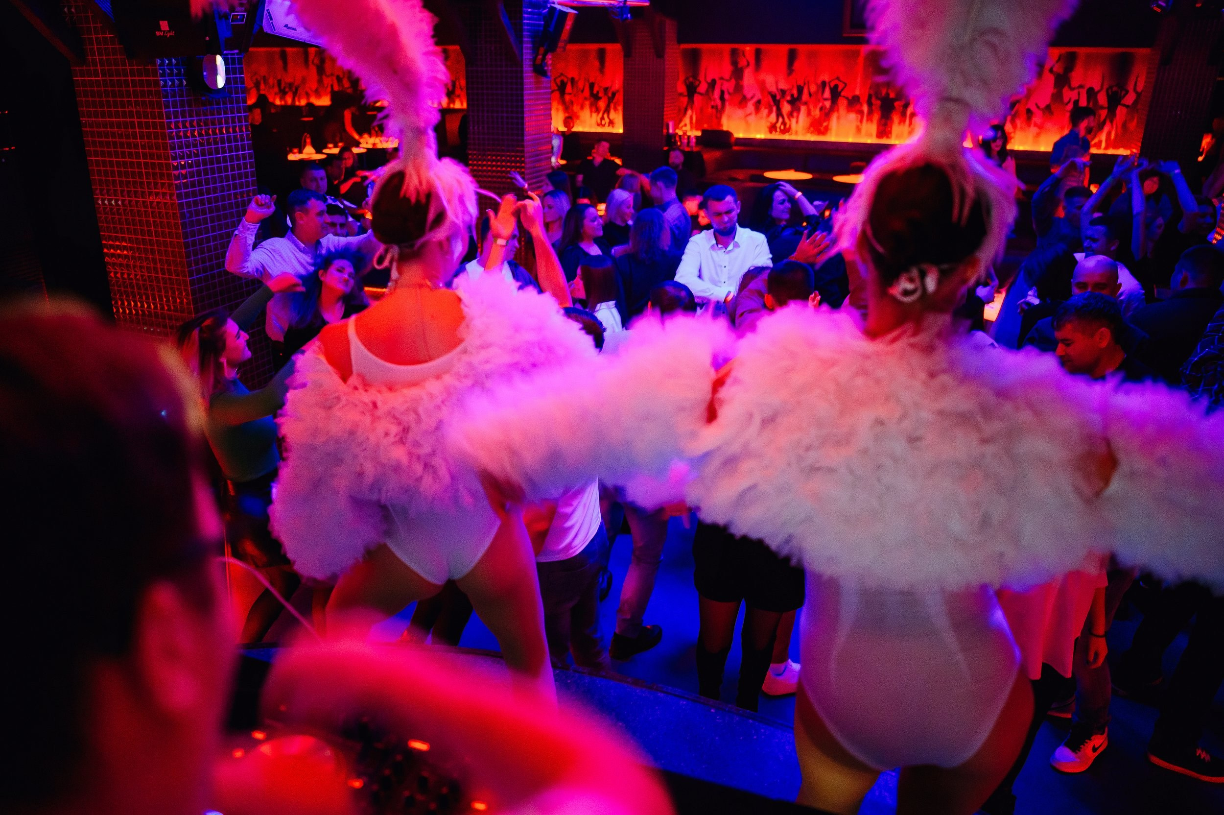 Фоторепортаж из Планеты. One Media Life: фоторепортажи, фотоотчеты с мероприятий и заведений