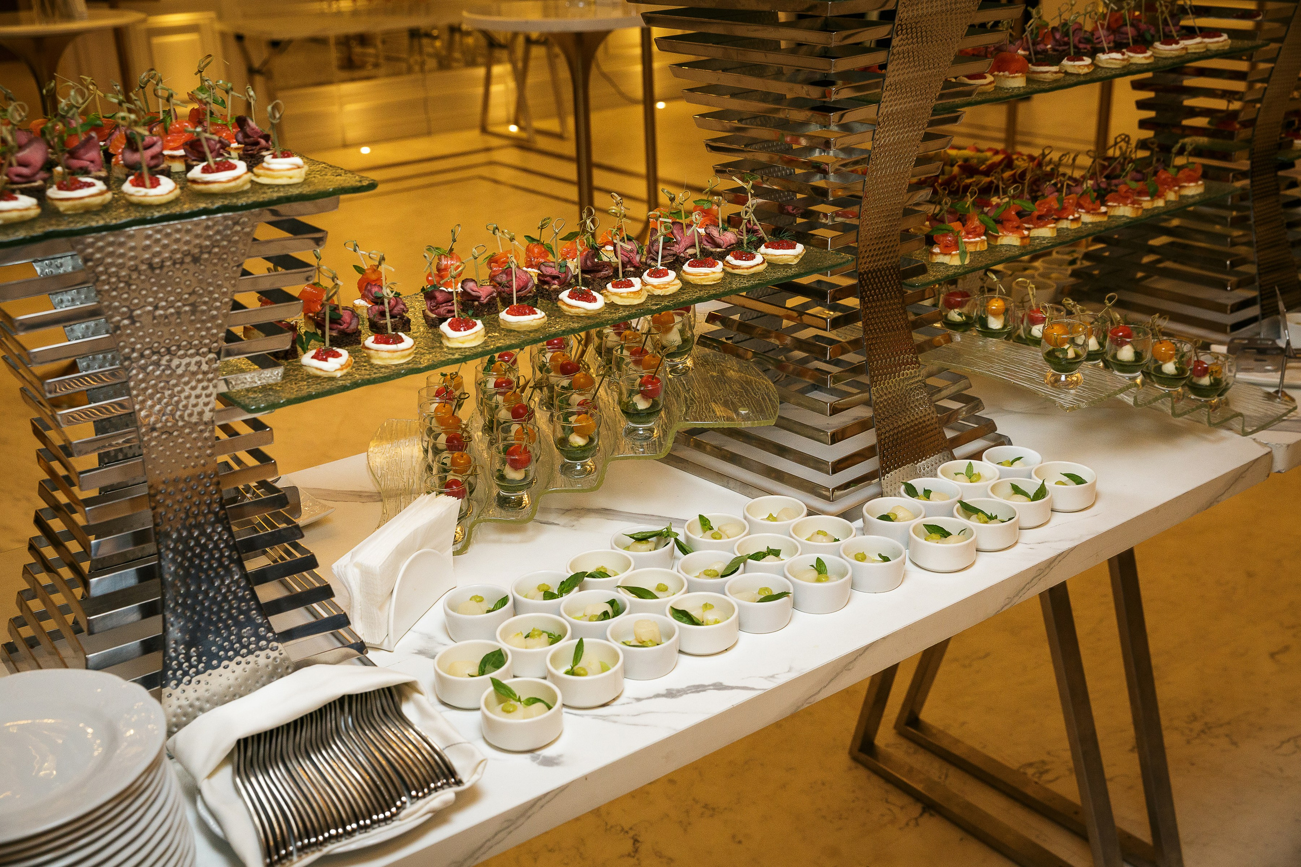 День рождения клуба «Деньги» 6 лет 2025. Репортажный Фотограф Александр Назаров. Москва и М.О