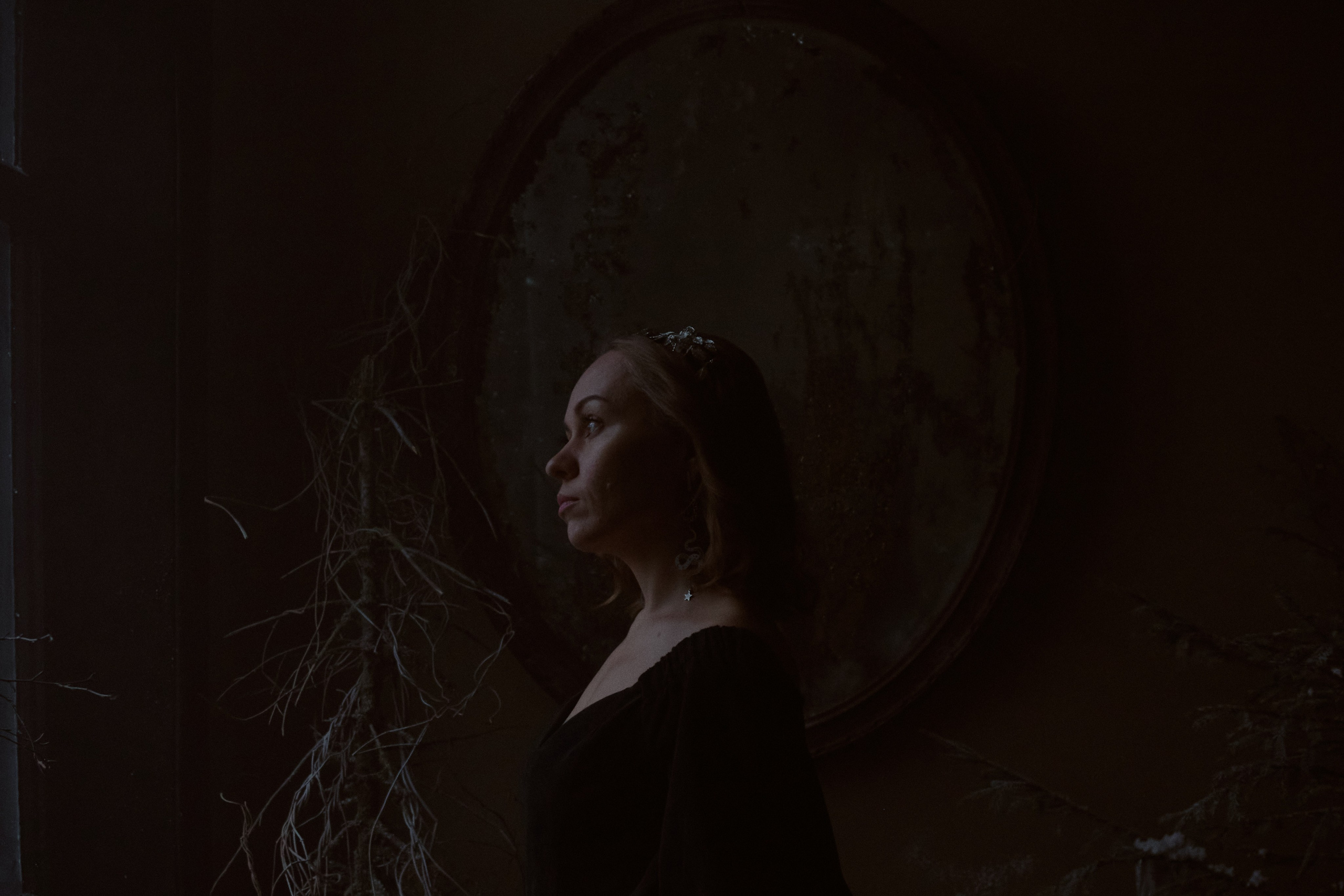 Тень. Фотограф лавстори Москва/МО Приятелева Ангелина