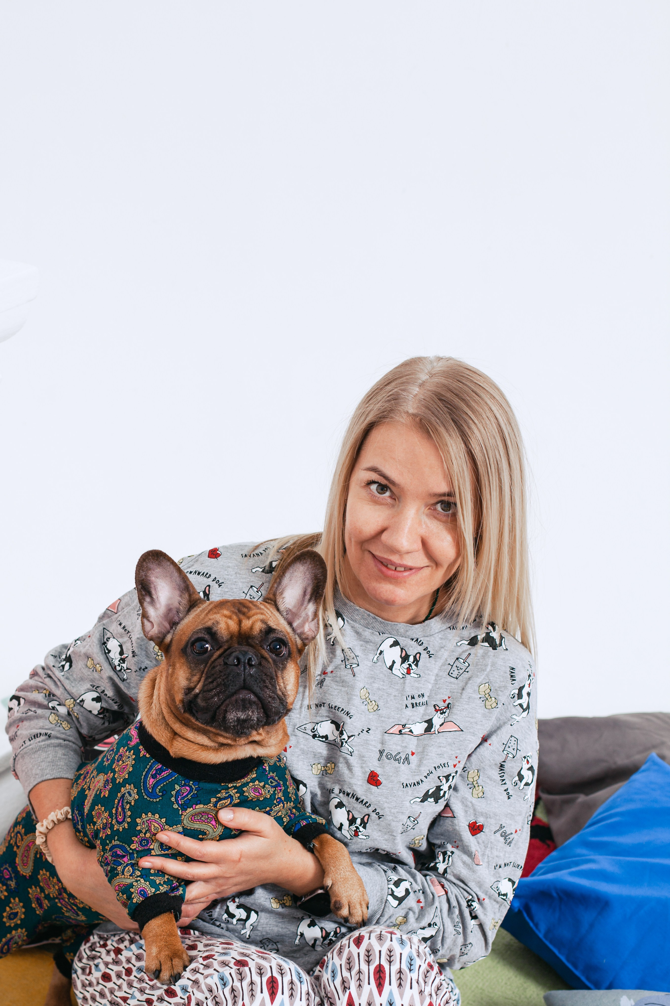 Пижамная вечеринка французских бульдогов и их хозяев. Фотограф-анималист Татьяна Степанова