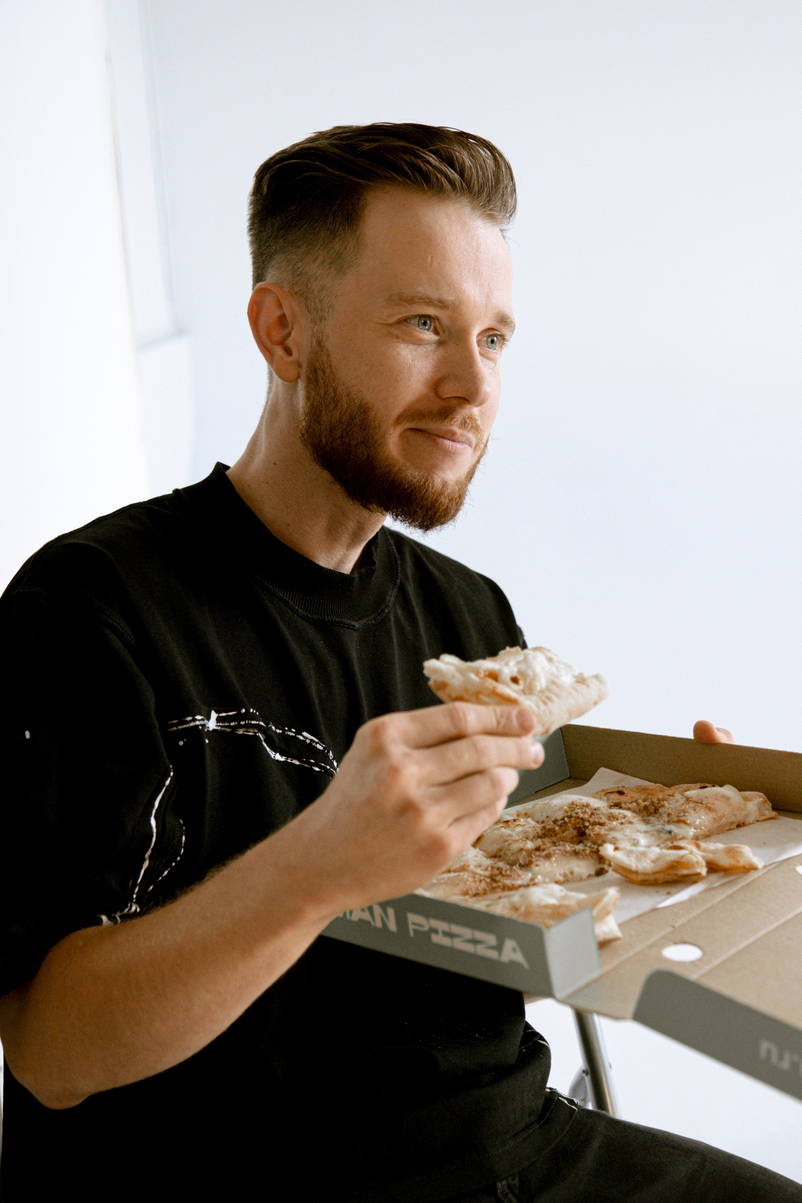 ОБО МНЕ. ФОТОГРАФ МАКСИМ КУДАШКИН