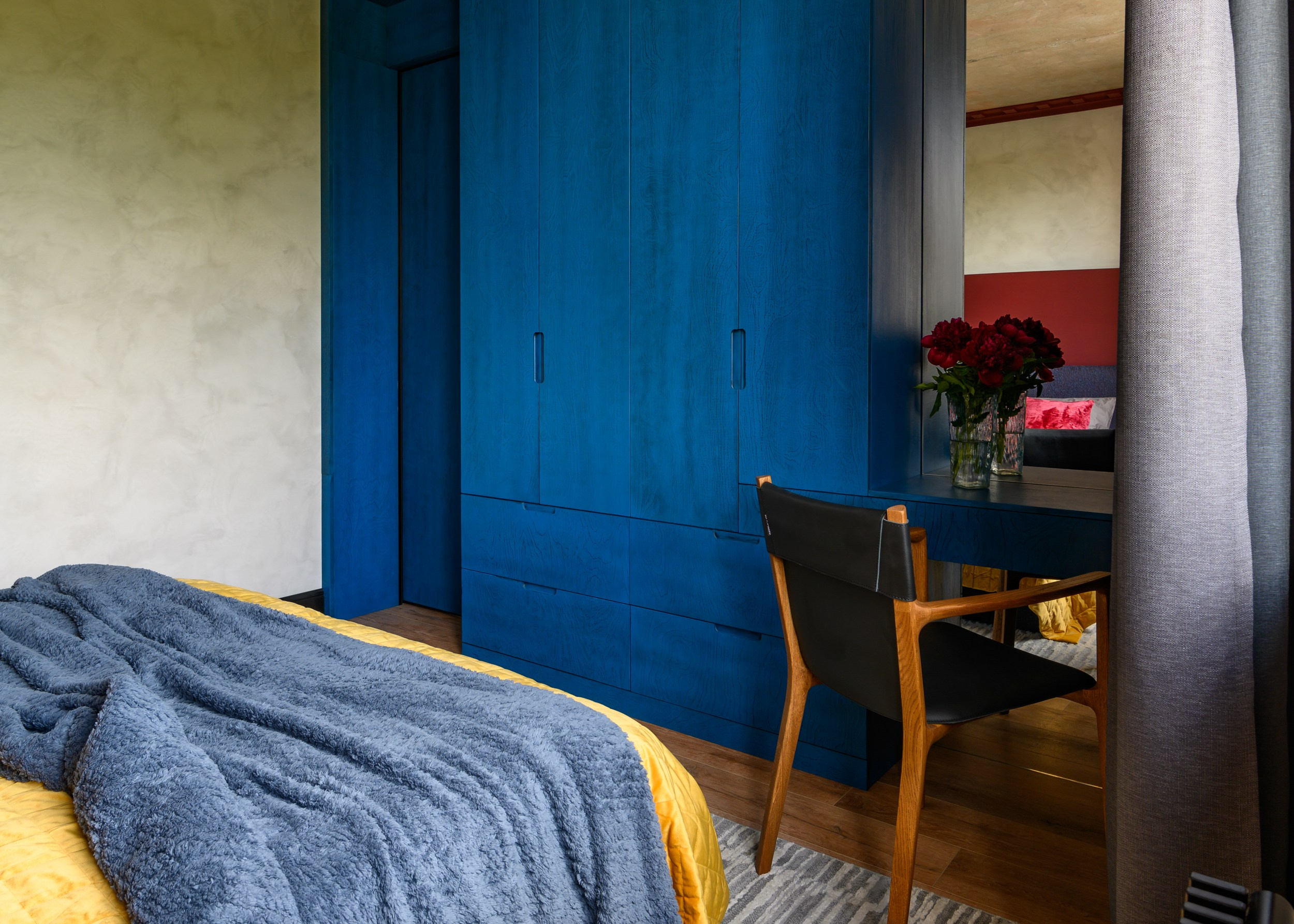 Шкаф для НТВ телепрограмма «Квартирный вопрос». Пространство