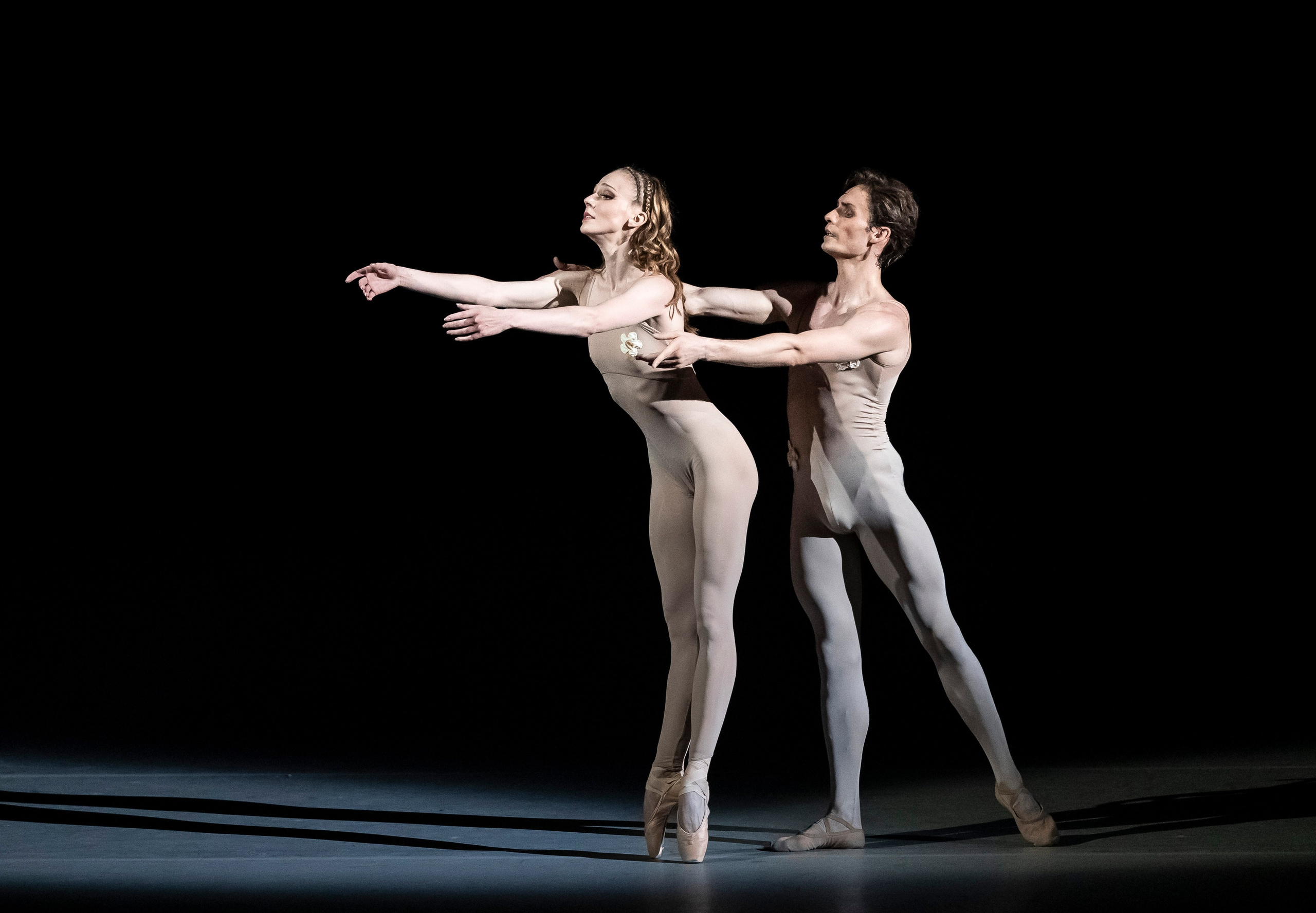 Сотворение мира. Балет Наталии Касаткиной и Владимира Василёва. Балетный фотограф Москва Майоров Николай