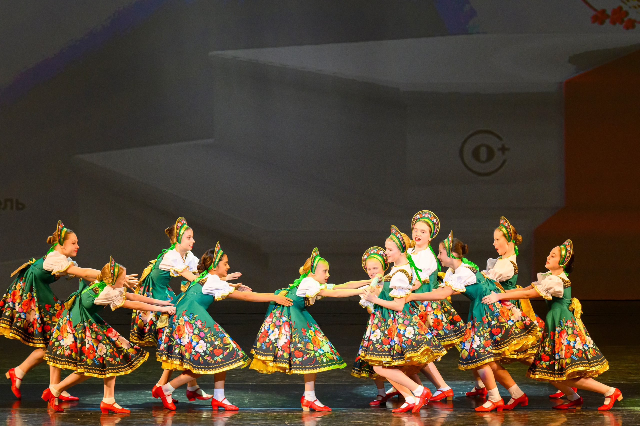 23 апреля, часть 1, БКЗ Октябрьский, г. Санкт-Петербург. Золотое яблочко