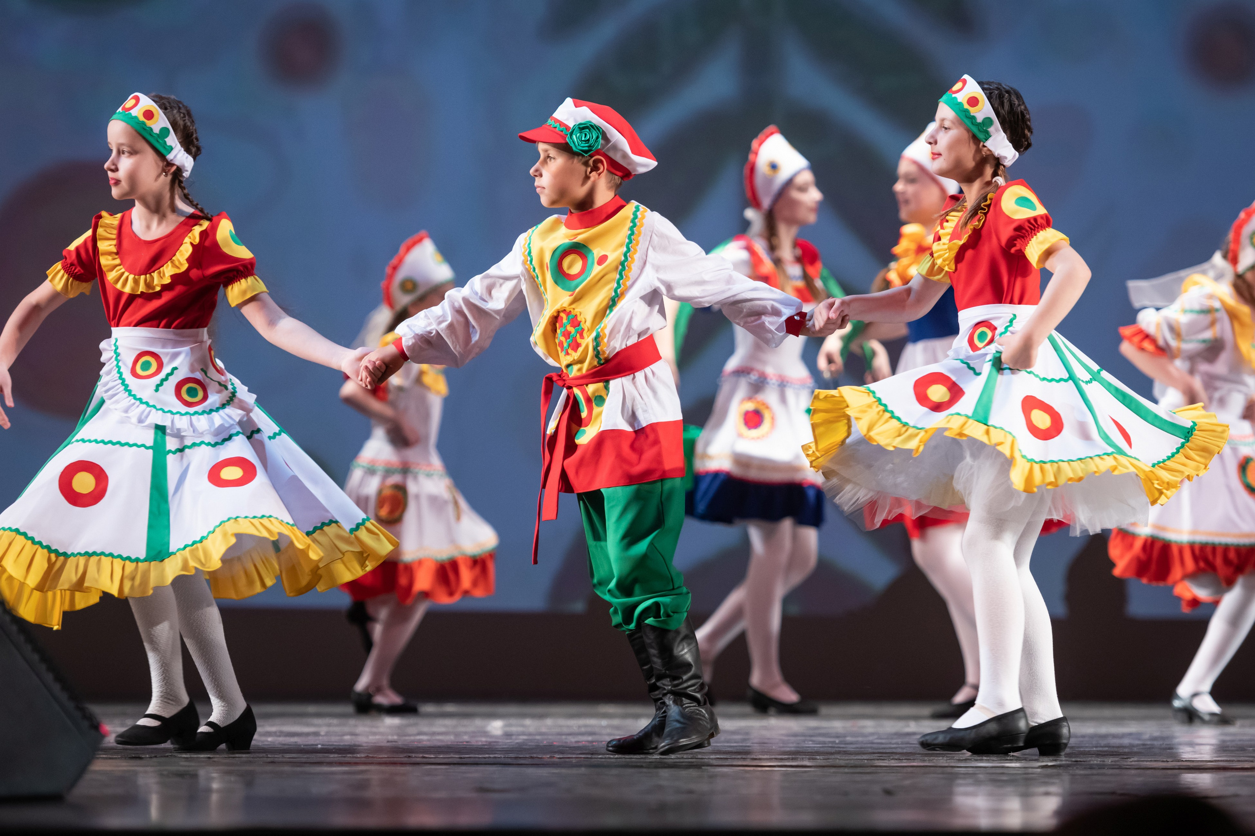 15 сентября, концерт БКЗ. Золотое яблочко