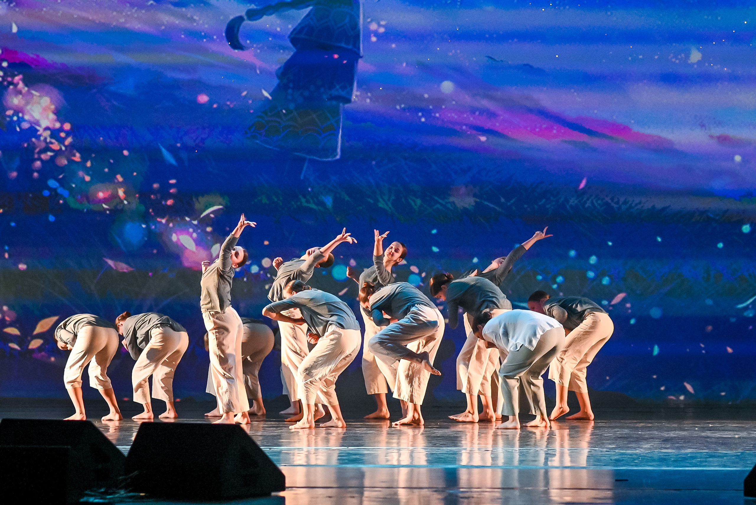 23 апреля, часть 3, БКЗ Октябрьский, г. Санкт-Петербург. Золотое яблочко