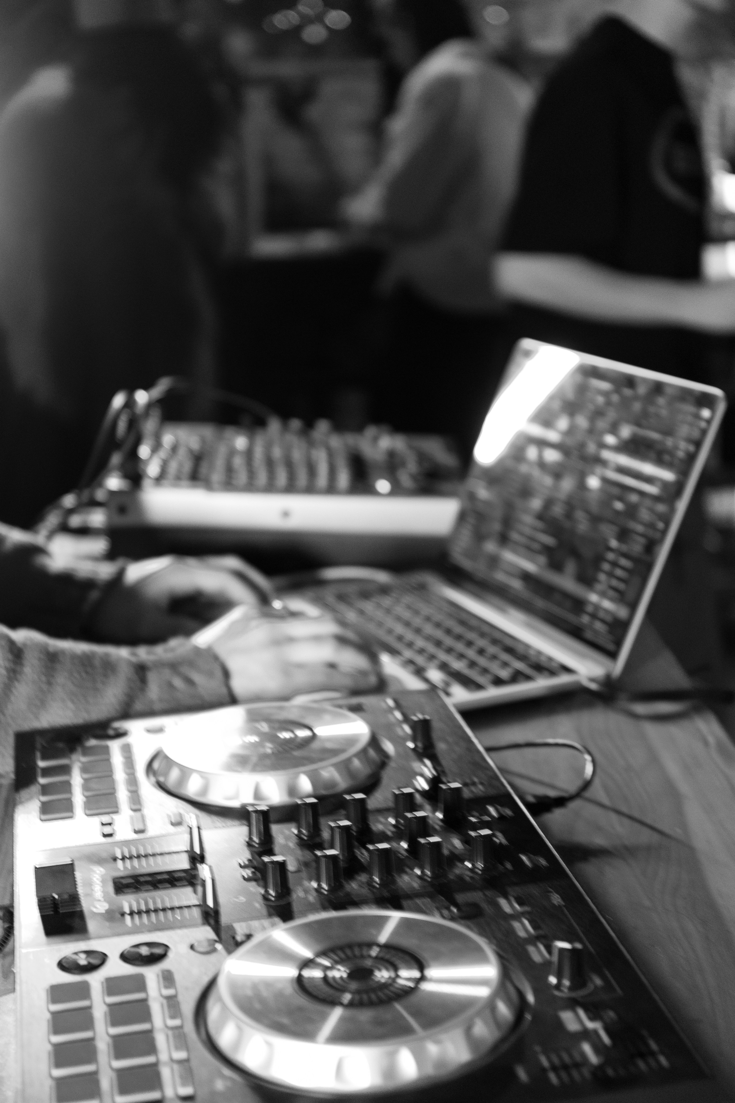 WY: AI — АЕ — 19:00 — 09.02.2025. KiPPER Gallery — Фотограф