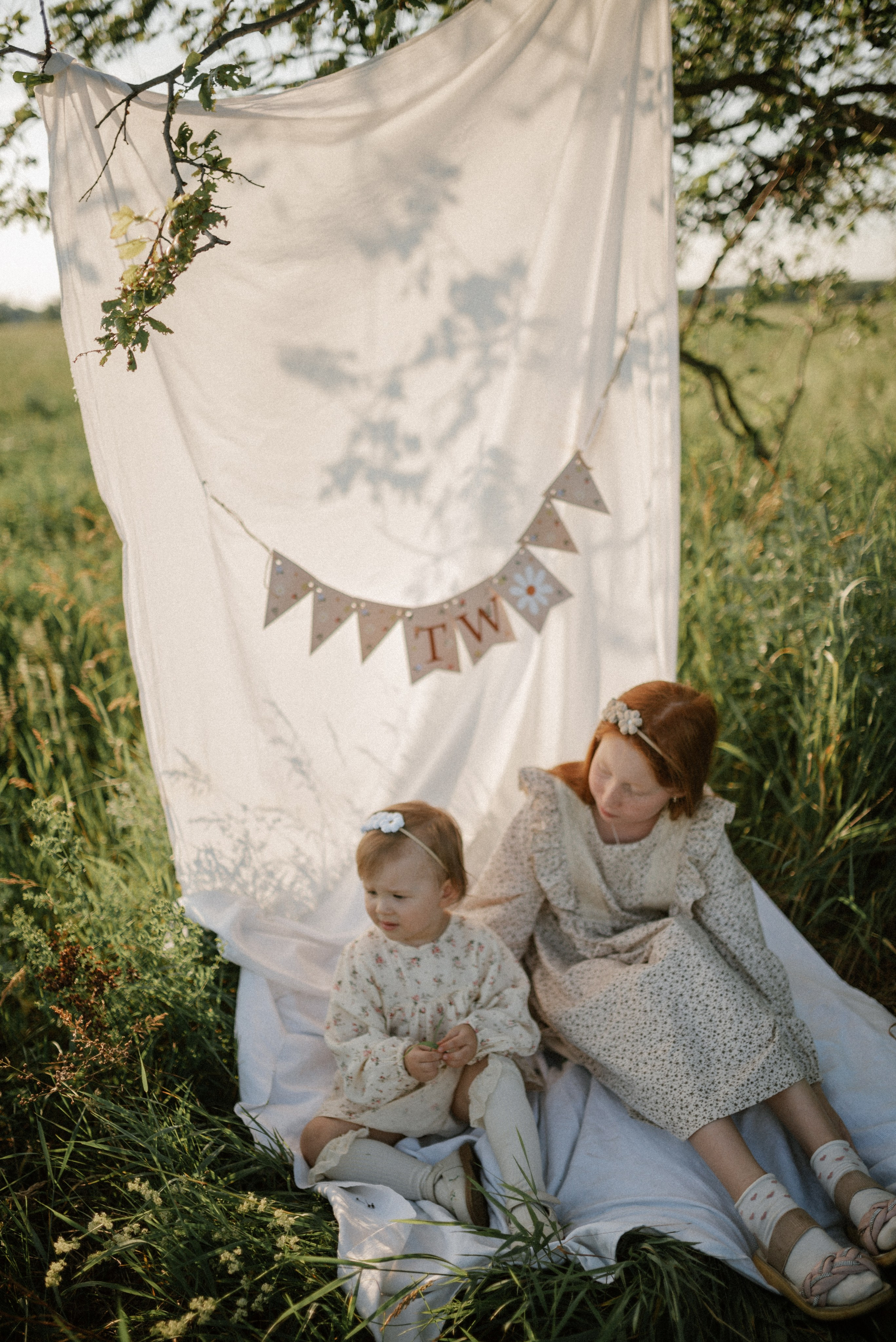 Ида, Мира и ромашки. Свадебный и семейный фотограф Кожевникова Лариса