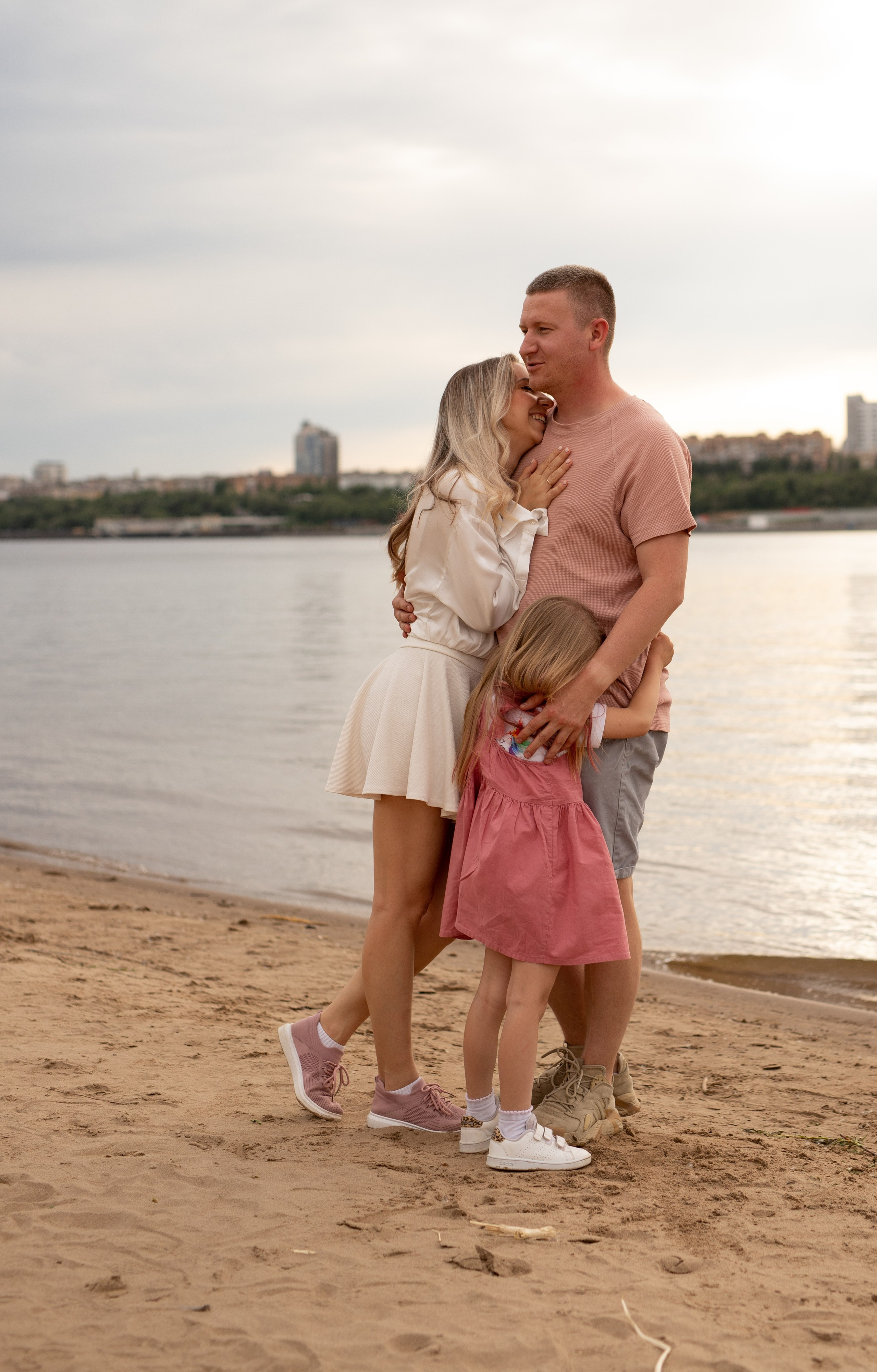 Портфолио семейная съемка Волгоград Волжский. Фотограф новорождённых Волгоград Волжский Дарья Рыскаль