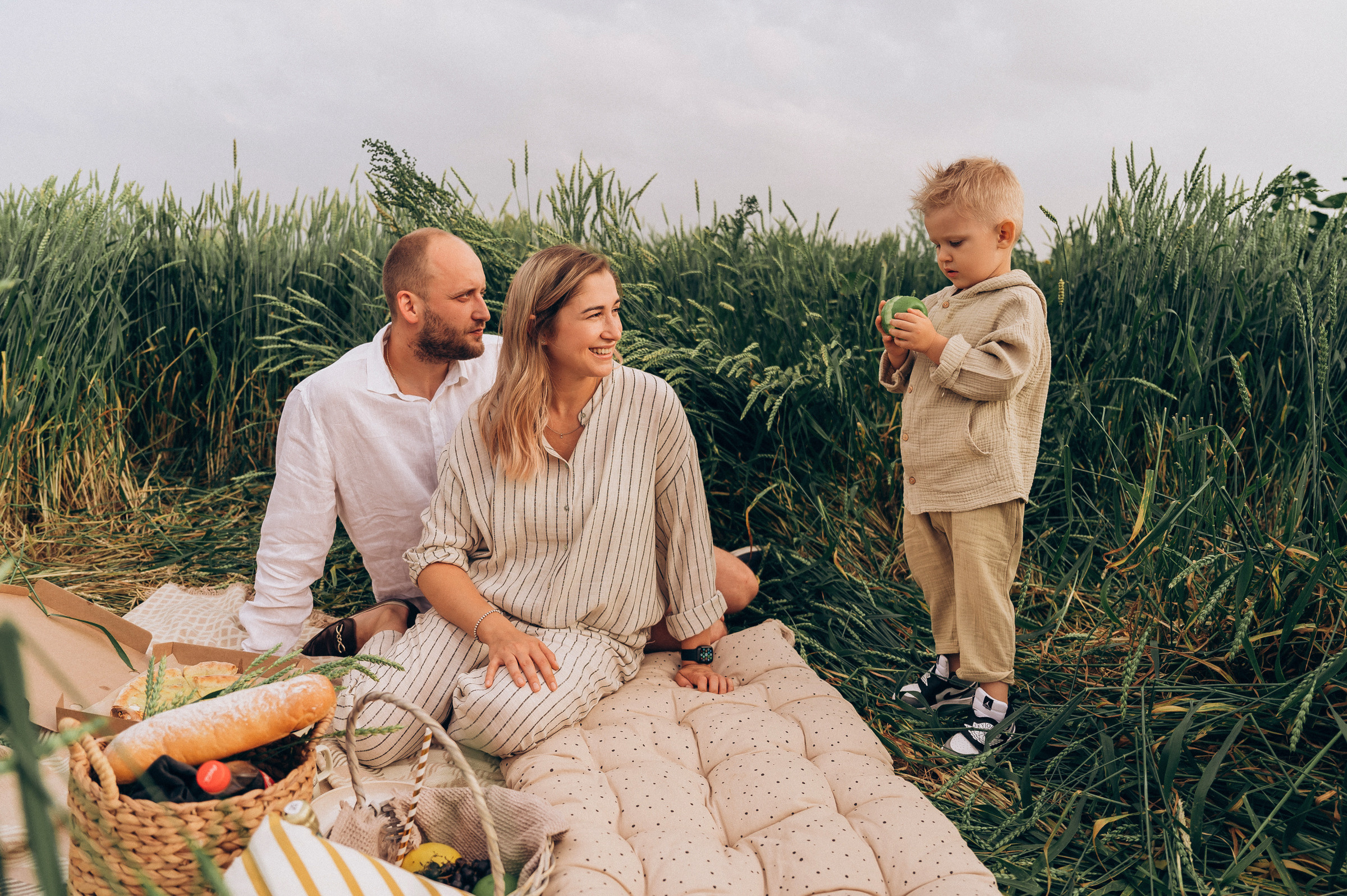 Даша, Максим, Сёма. Семейный и свадебный фотограф в Красноярске Садкеева Юлия