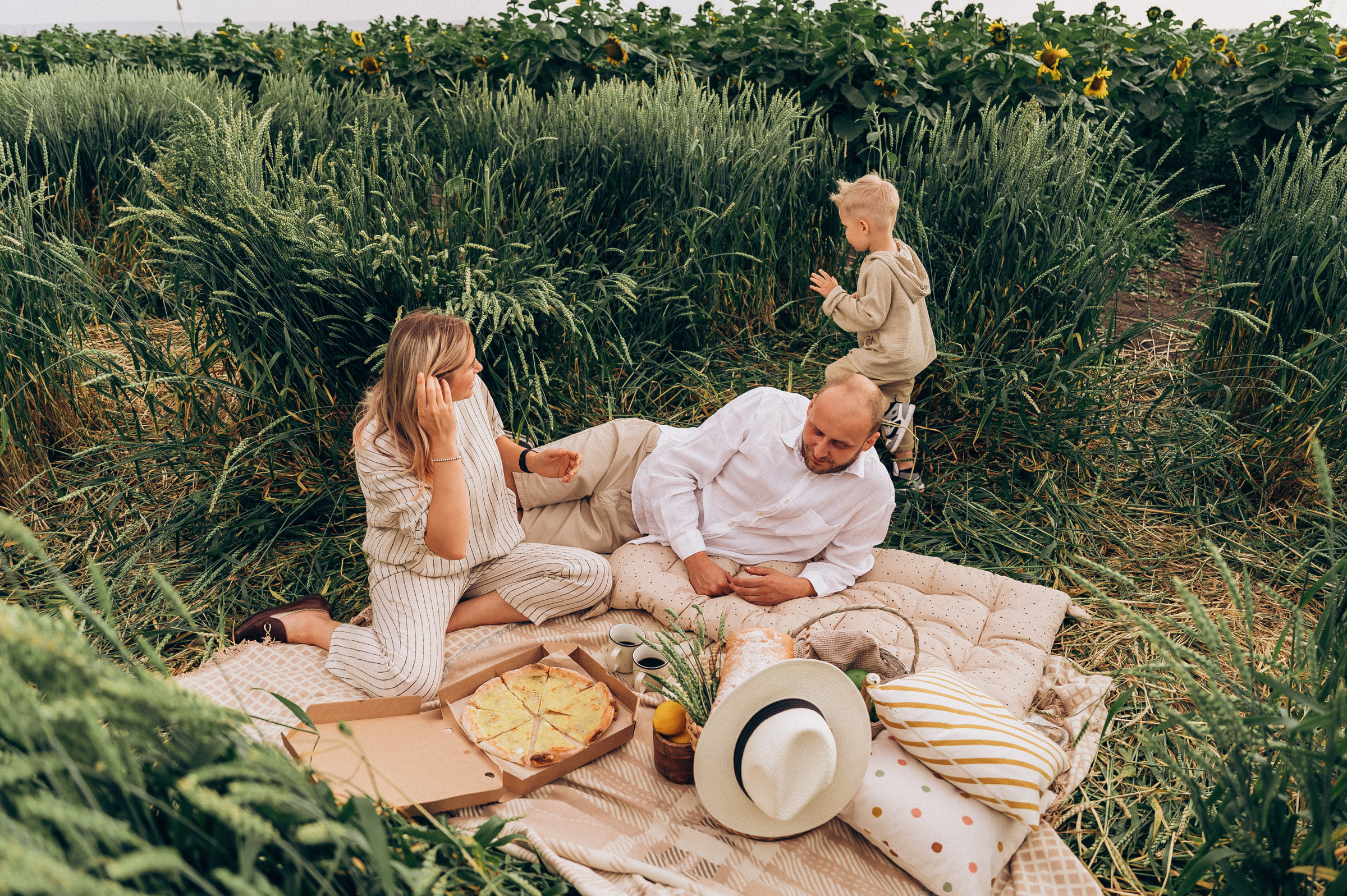 Даша, Максим, Сёма. Семейный и свадебный фотограф в Красноярске Садкеева Юлия