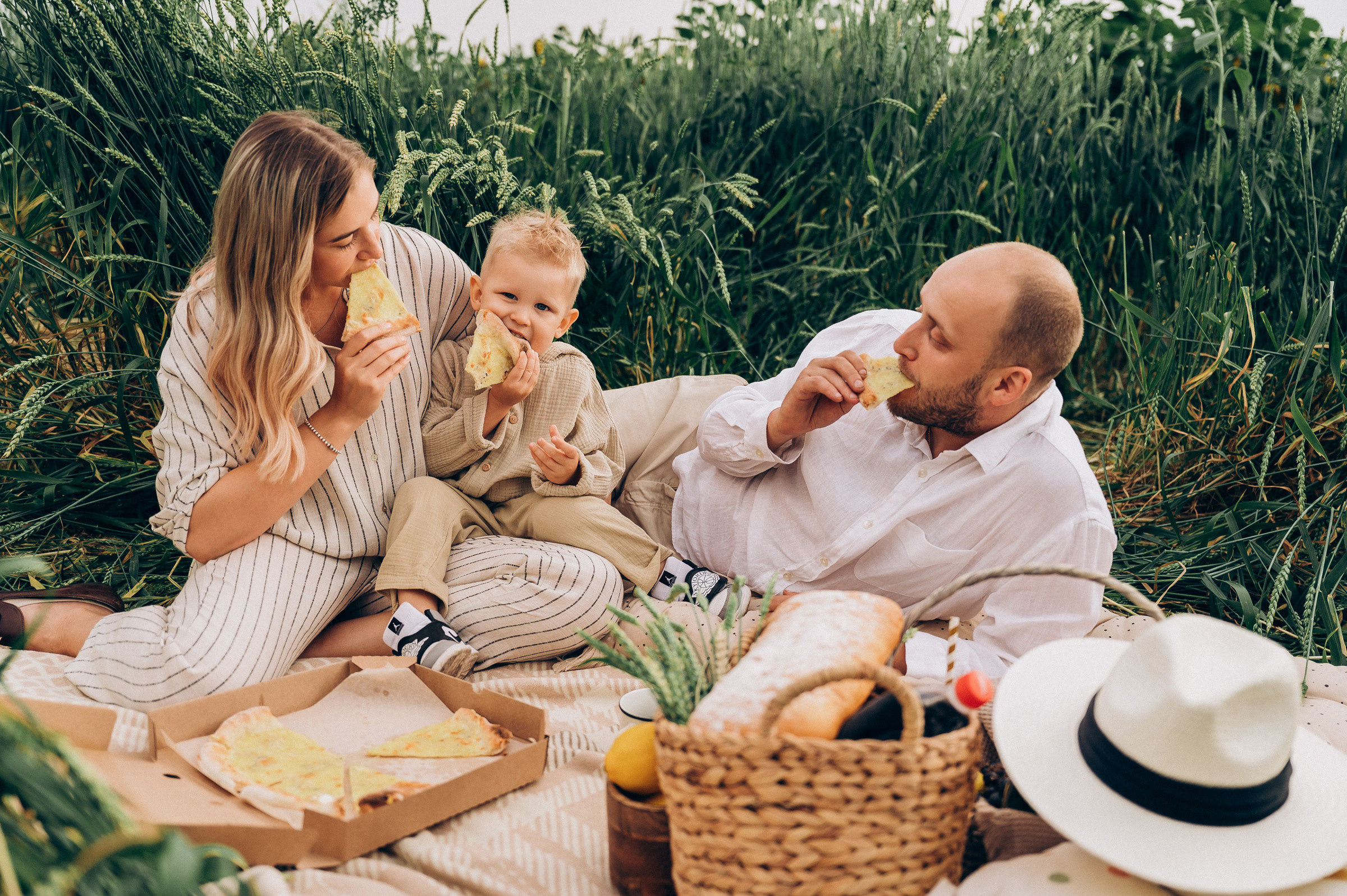 Даша, Максим, Сёма. Семейный и свадебный фотограф в Красноярске Садкеева Юлия