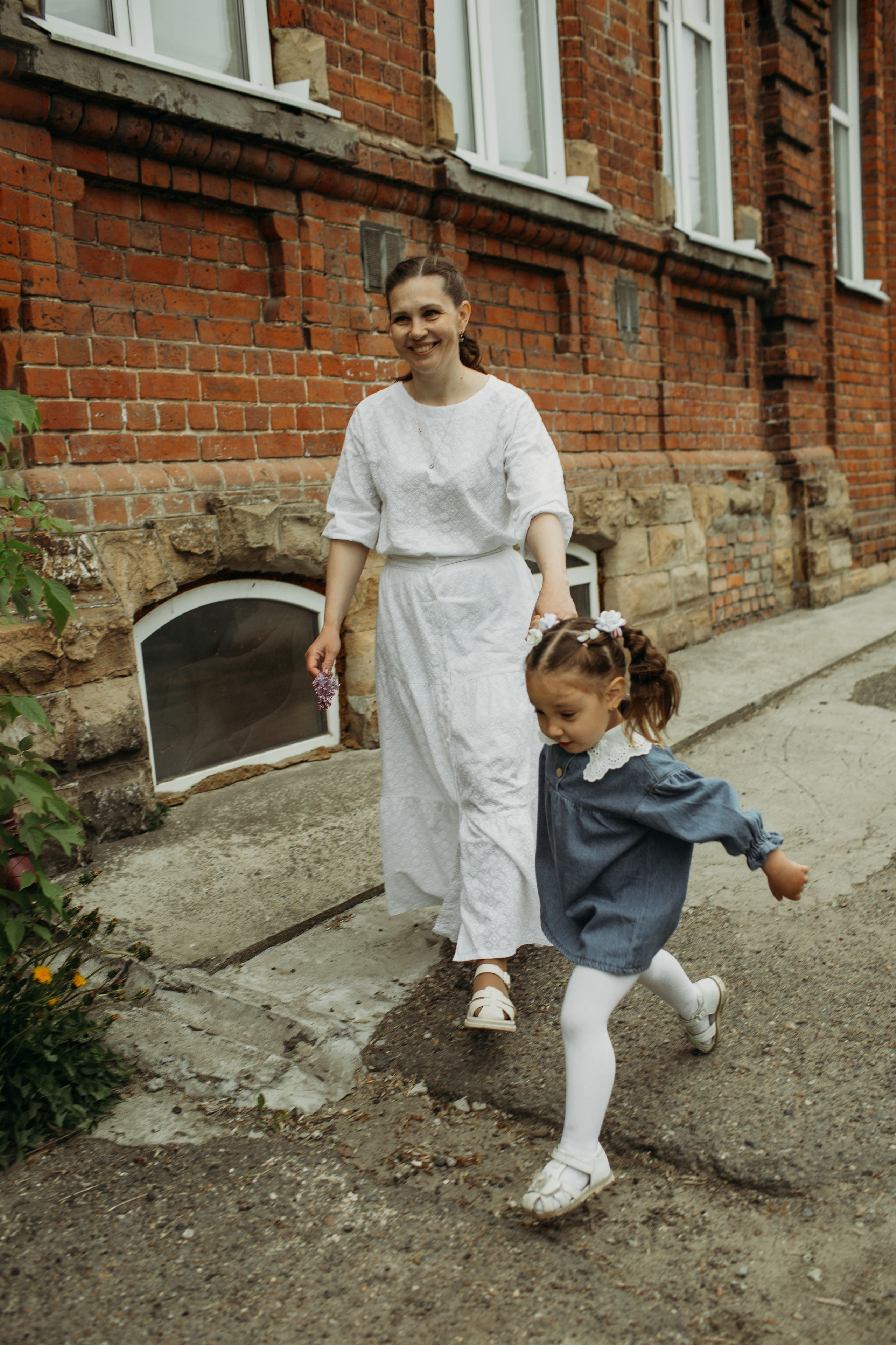 Амина, Малик, Юля, Сахиб. Семейный фотограф Томск