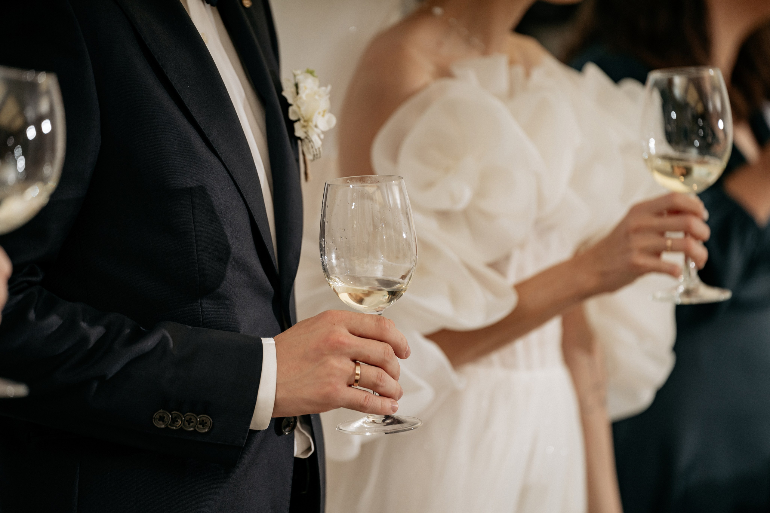 Свадебный фотограф Новороссийск - тост родителей на банкете, трогательные эмоции.