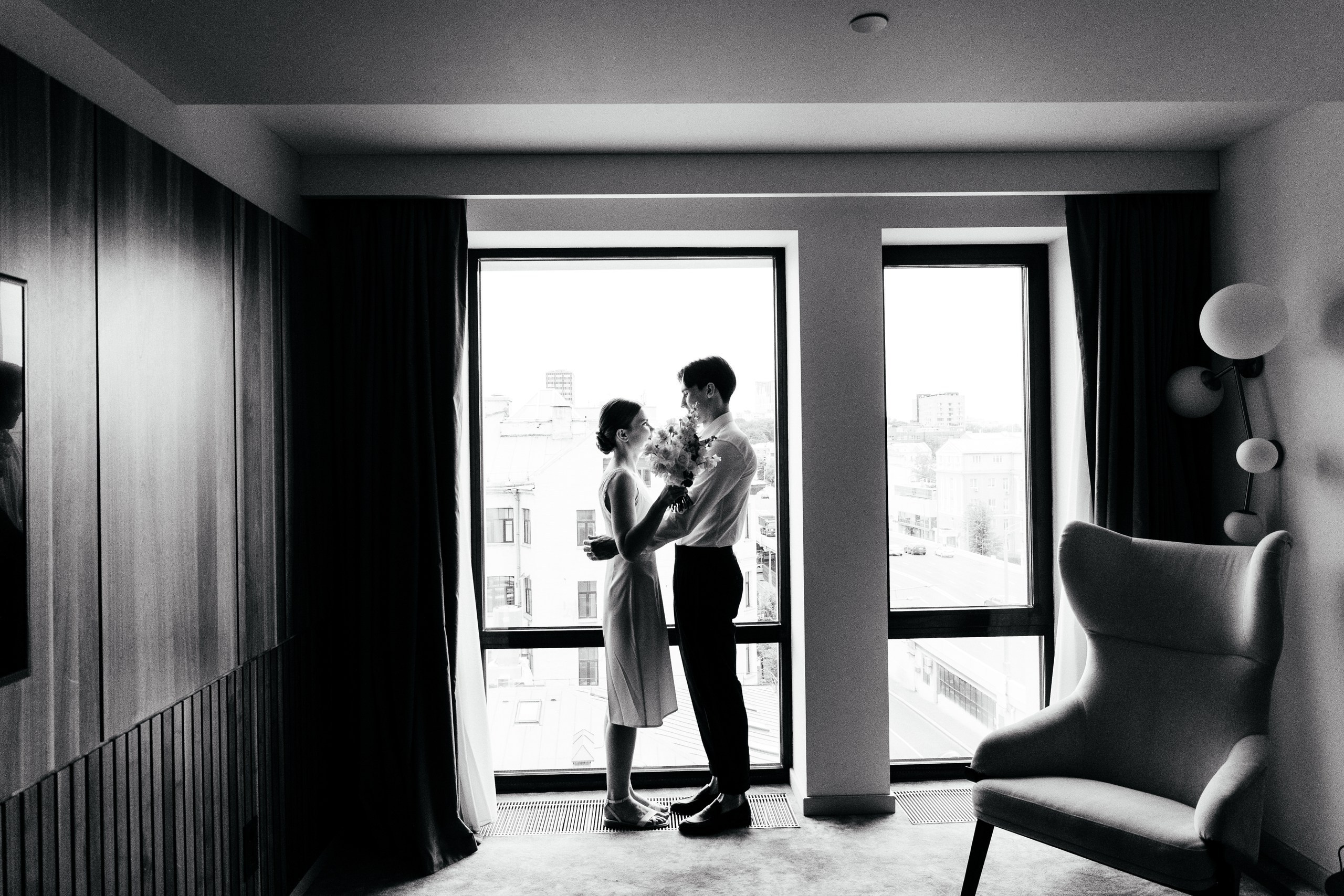 Антон Матвеев - профессиональный свадебный фотограф - репортажная съемка.