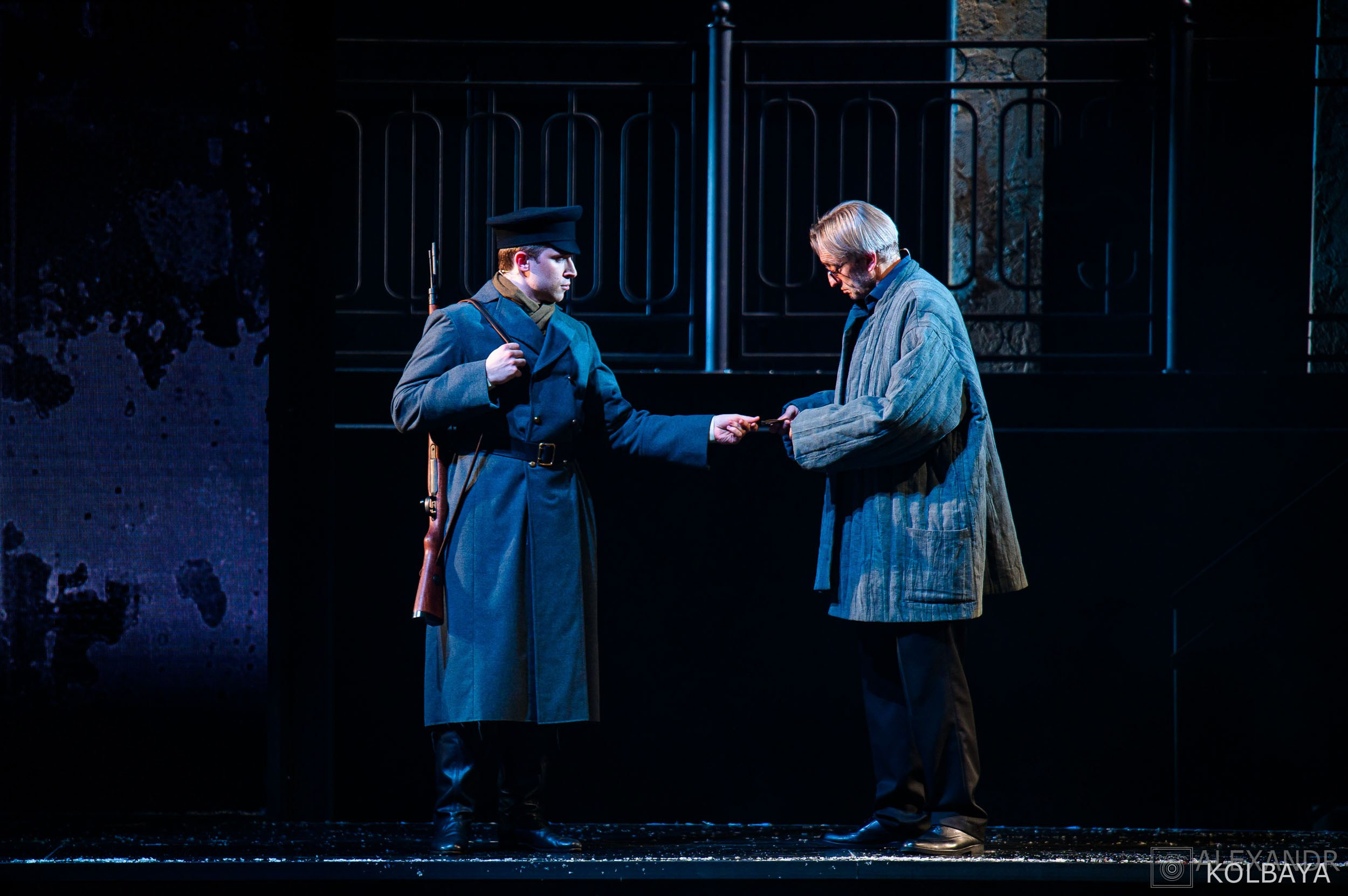 Фоторепортаж с мюзикла Вальс-Бостон 18 сентября 2025 года. Концертный и театральный репортажный фотограф в Москве Александр Колбая