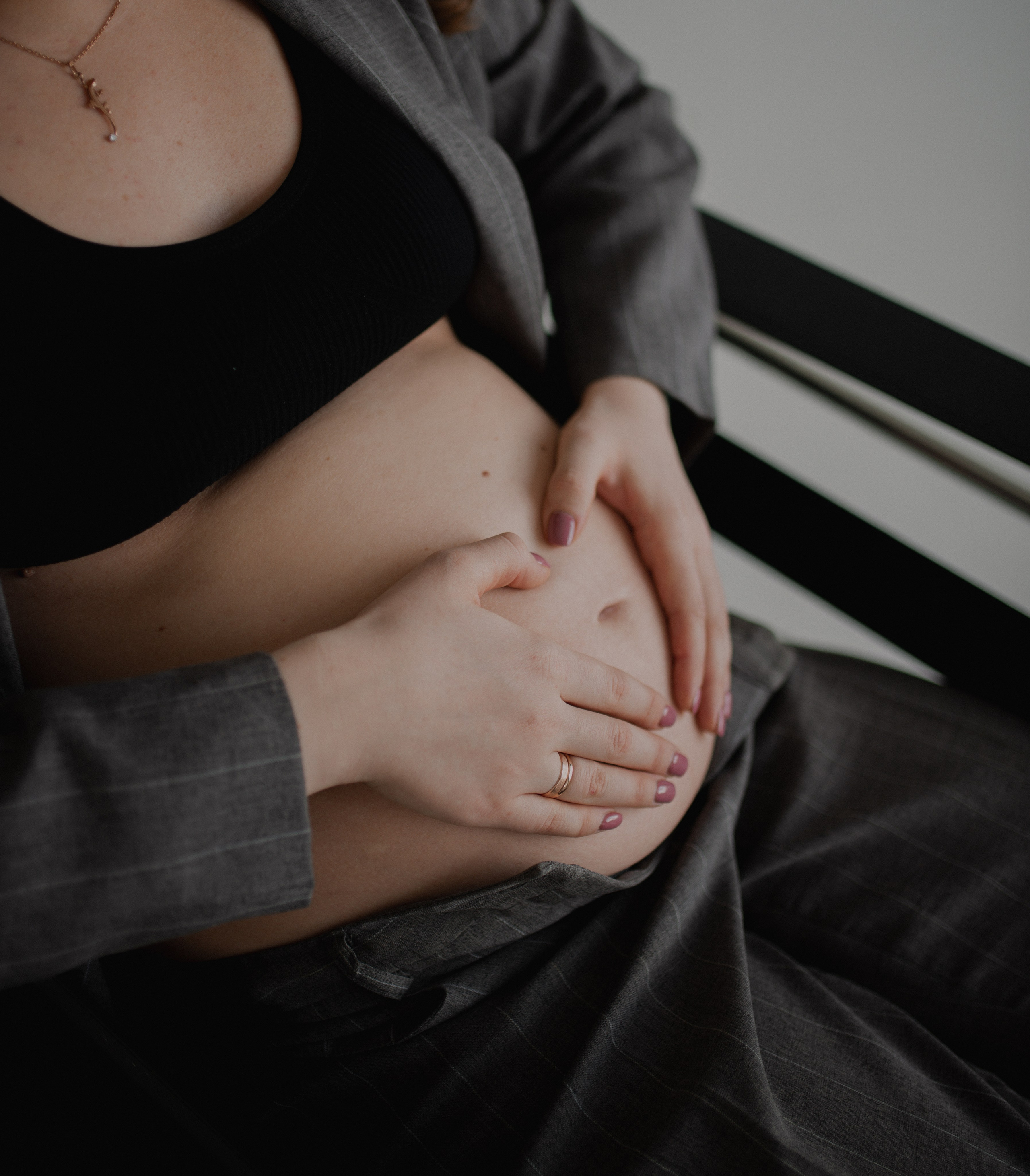 Фотосессия беременности в студии Бутово. Семейная фотосессия Бутово Москва фотограф Алина Морщагина