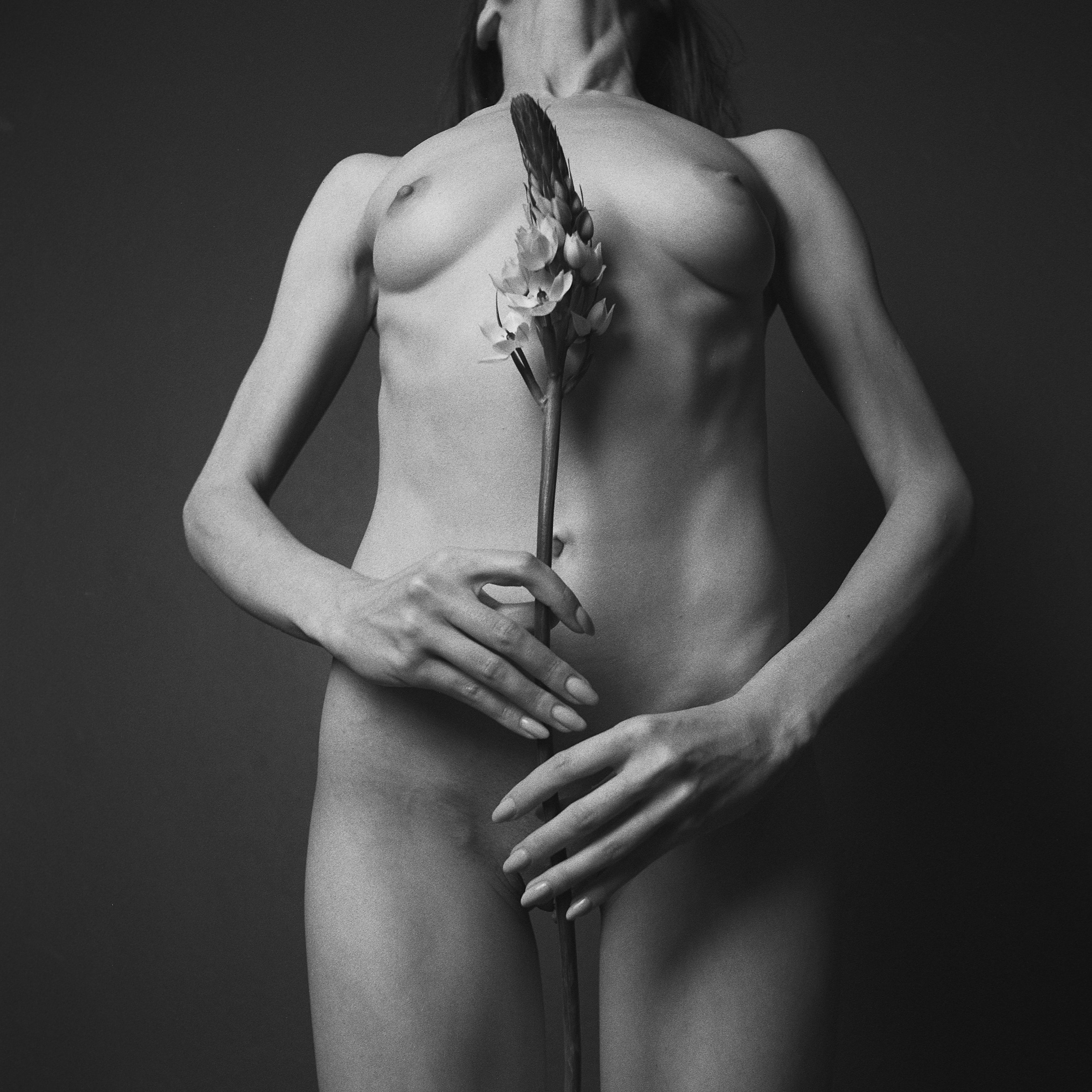 Body. Polina Soyref, portrait photographer