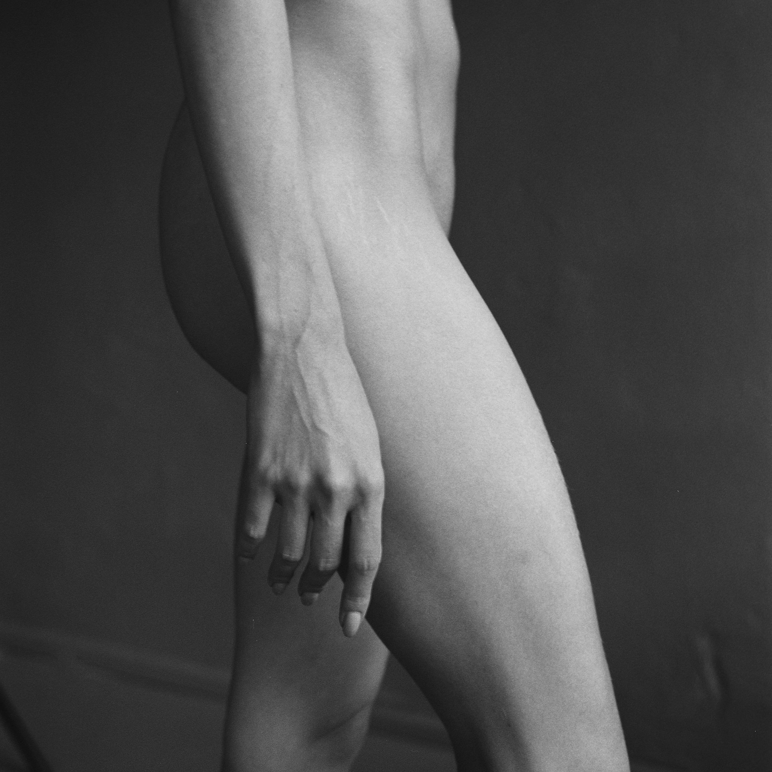 Body. Polina Soyref, portrait photographer