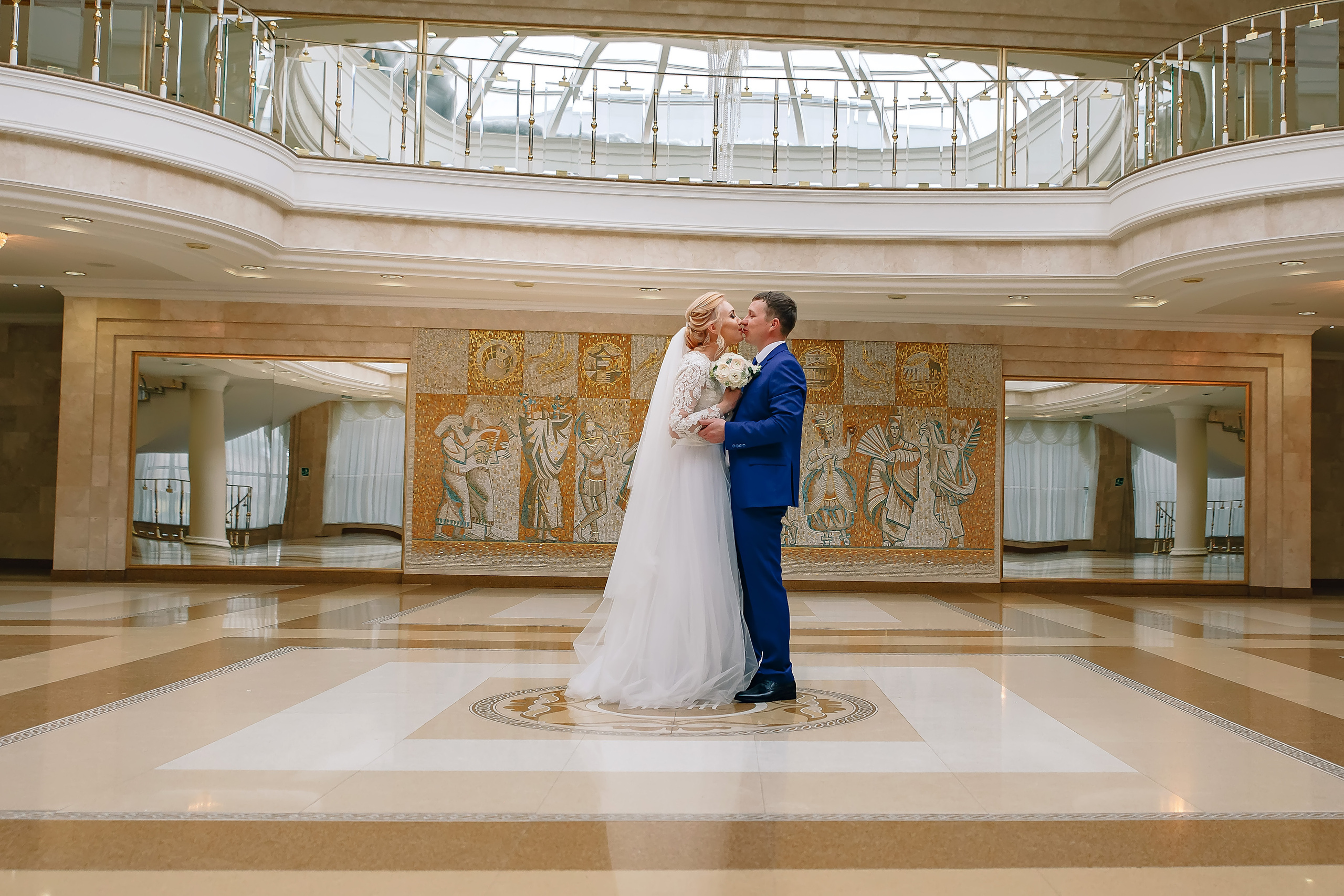 Свадебная фотосъёмка. Свадебный фотограф Марина Суворова и видеооператор Олег Петров