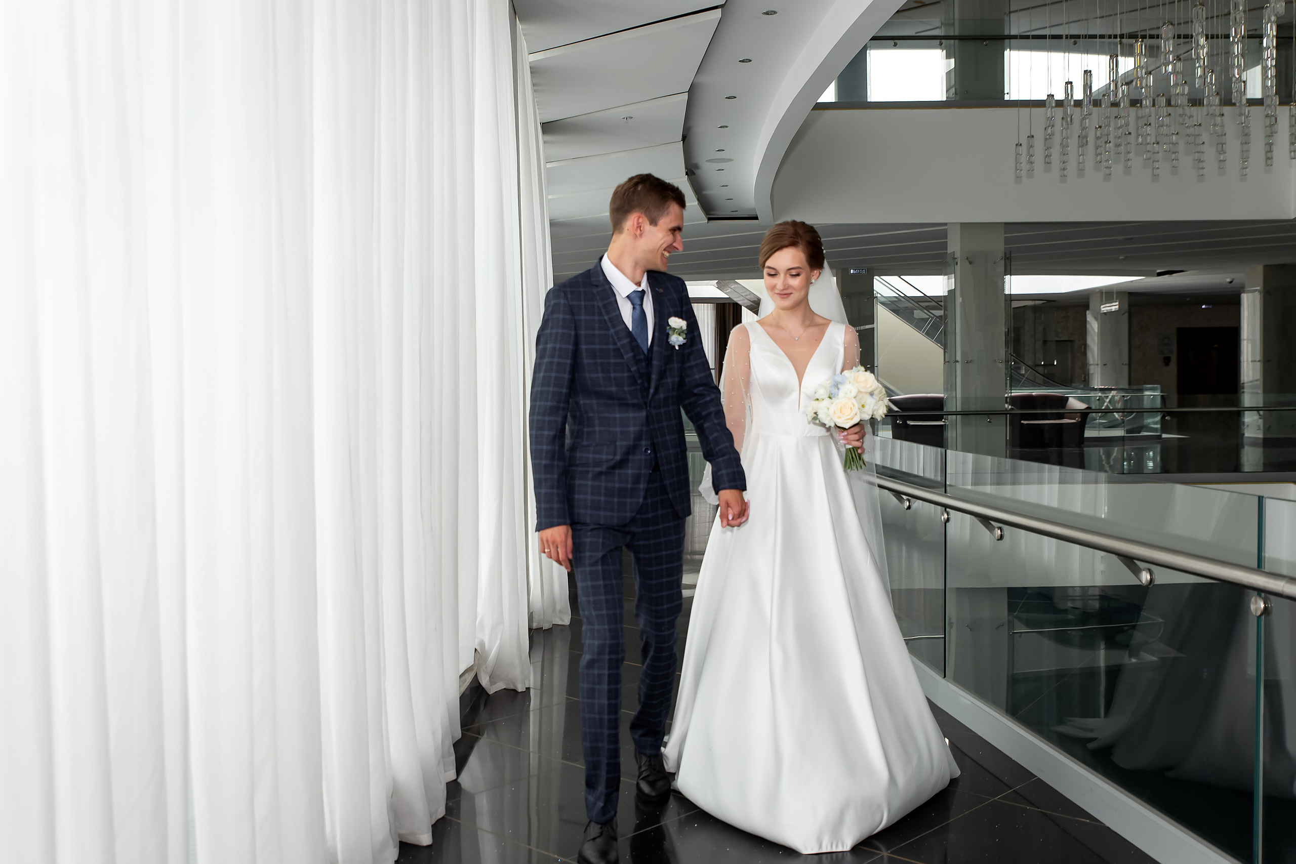 Свадебная фотосъёмка. Свадебный фотограф Марина Суворова и видеооператор Олег Петров