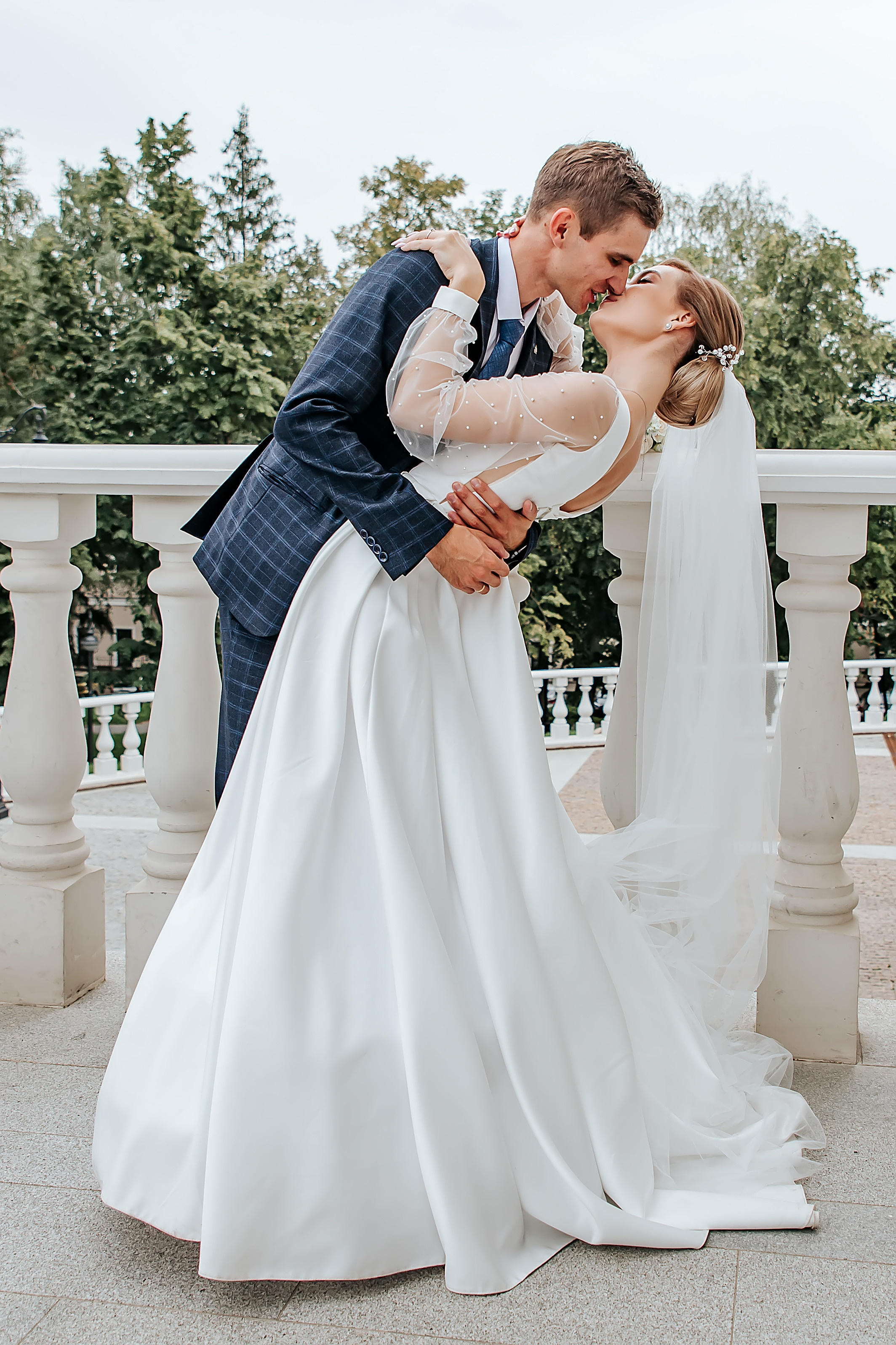 Свадебная фотосъёмка. Свадебный фотограф Марина Суворова и видеооператор Олег Петров