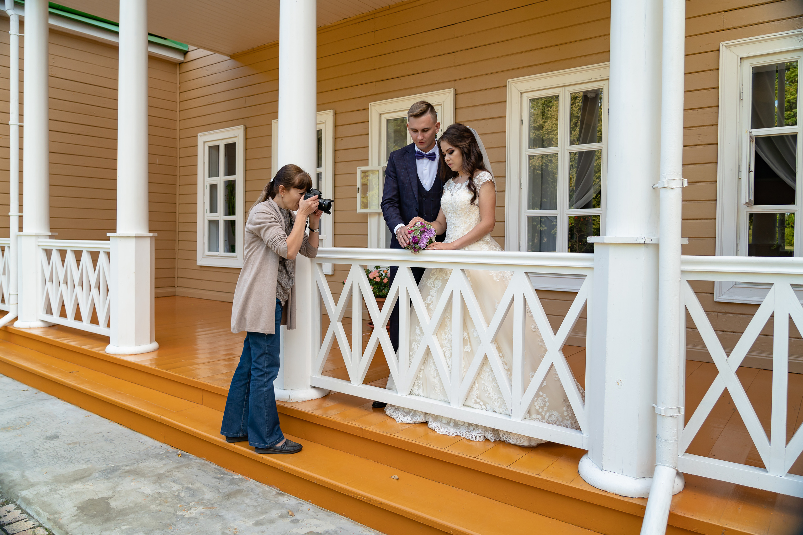 Свадебный фотограф Марина Суворова и видеооператор Олег Петров