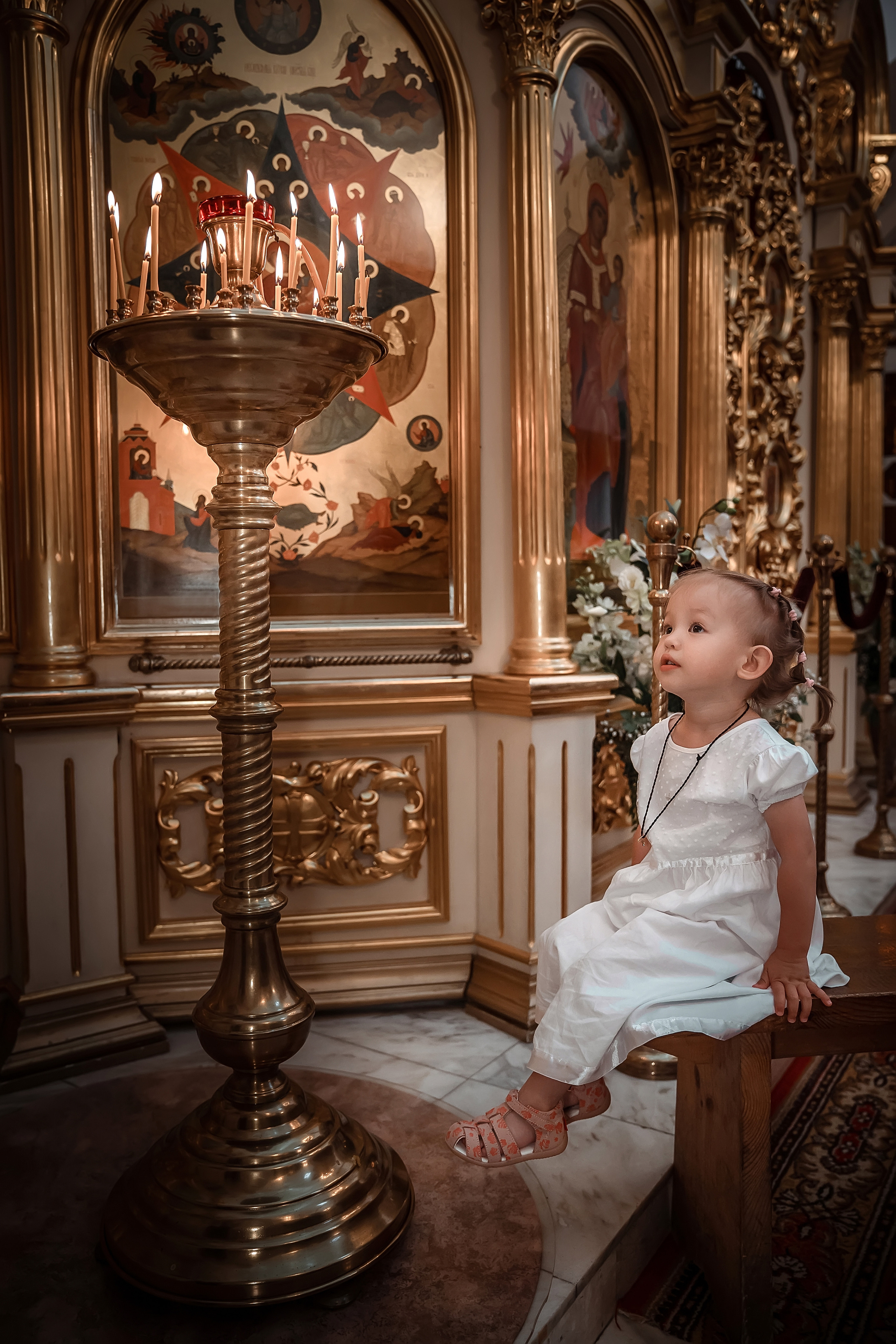 Профессиональная фото и видеосъёмка таинств крещения и венчания, профессиональный фотограф на  крещение венчание