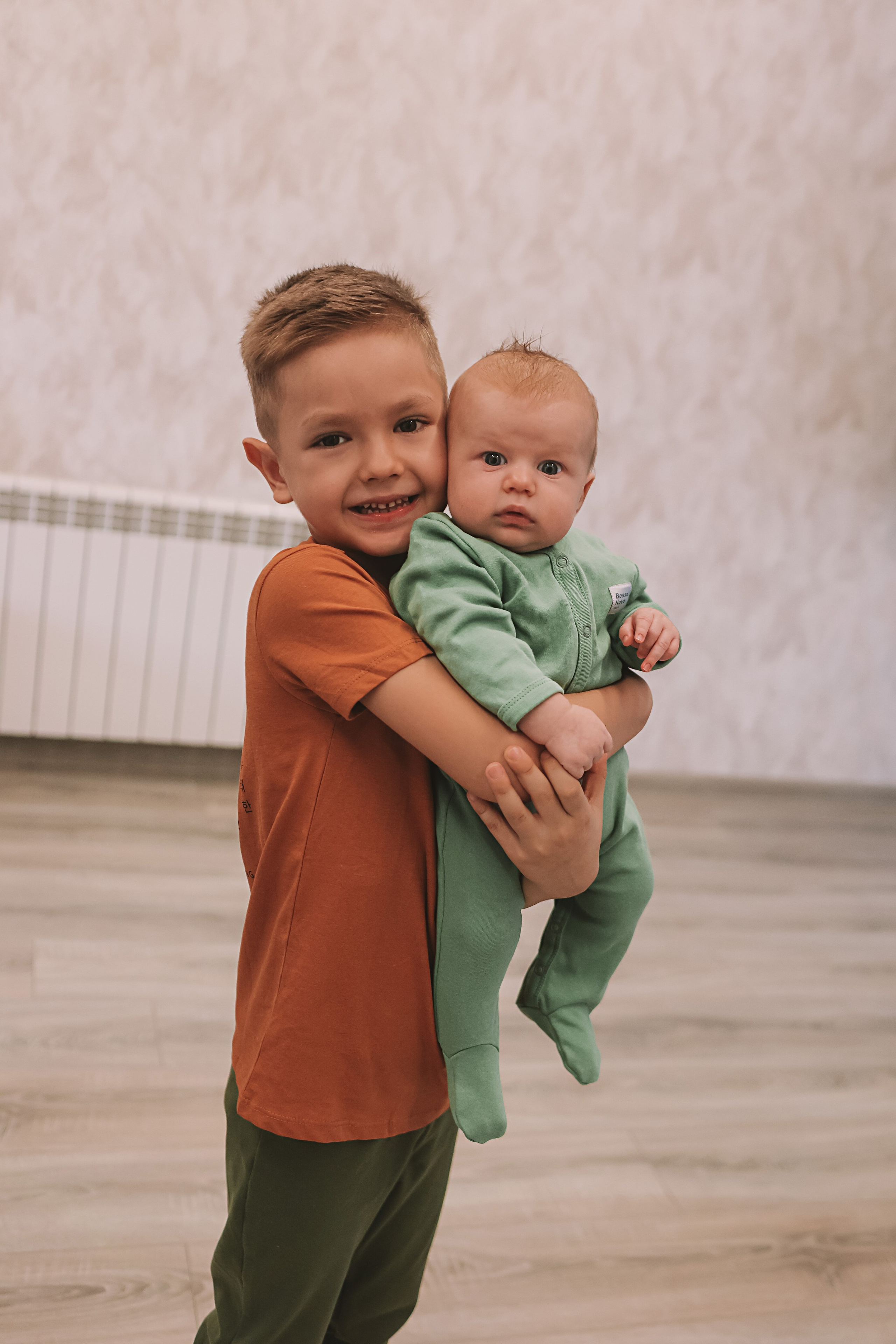 Команда. Семейный фотограф Тюмень, фотограф на роды Салмина Мария