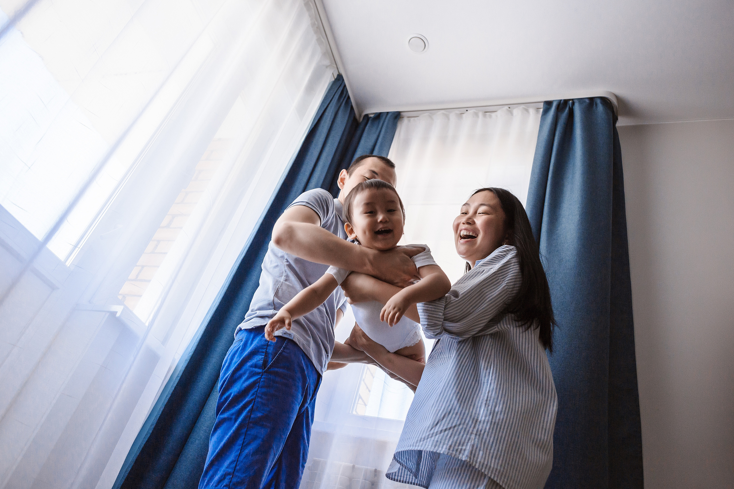 Дома. Настя и её семья. Фотограф Бурятии София Андриянова