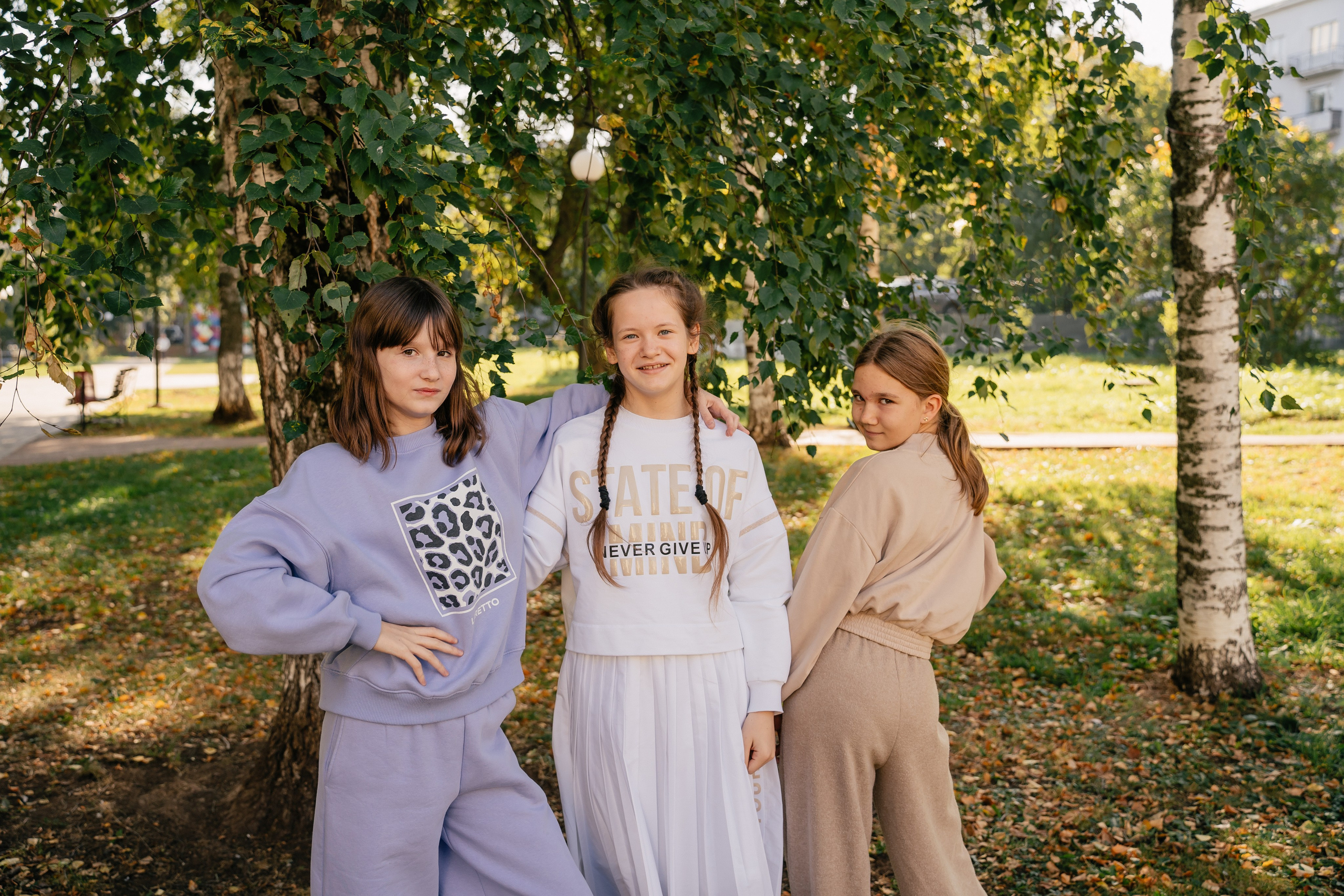 Осенняя фотосессия для школьников. Выпускные альбомы в городе Кирове. Фотограф Екатерина Невская