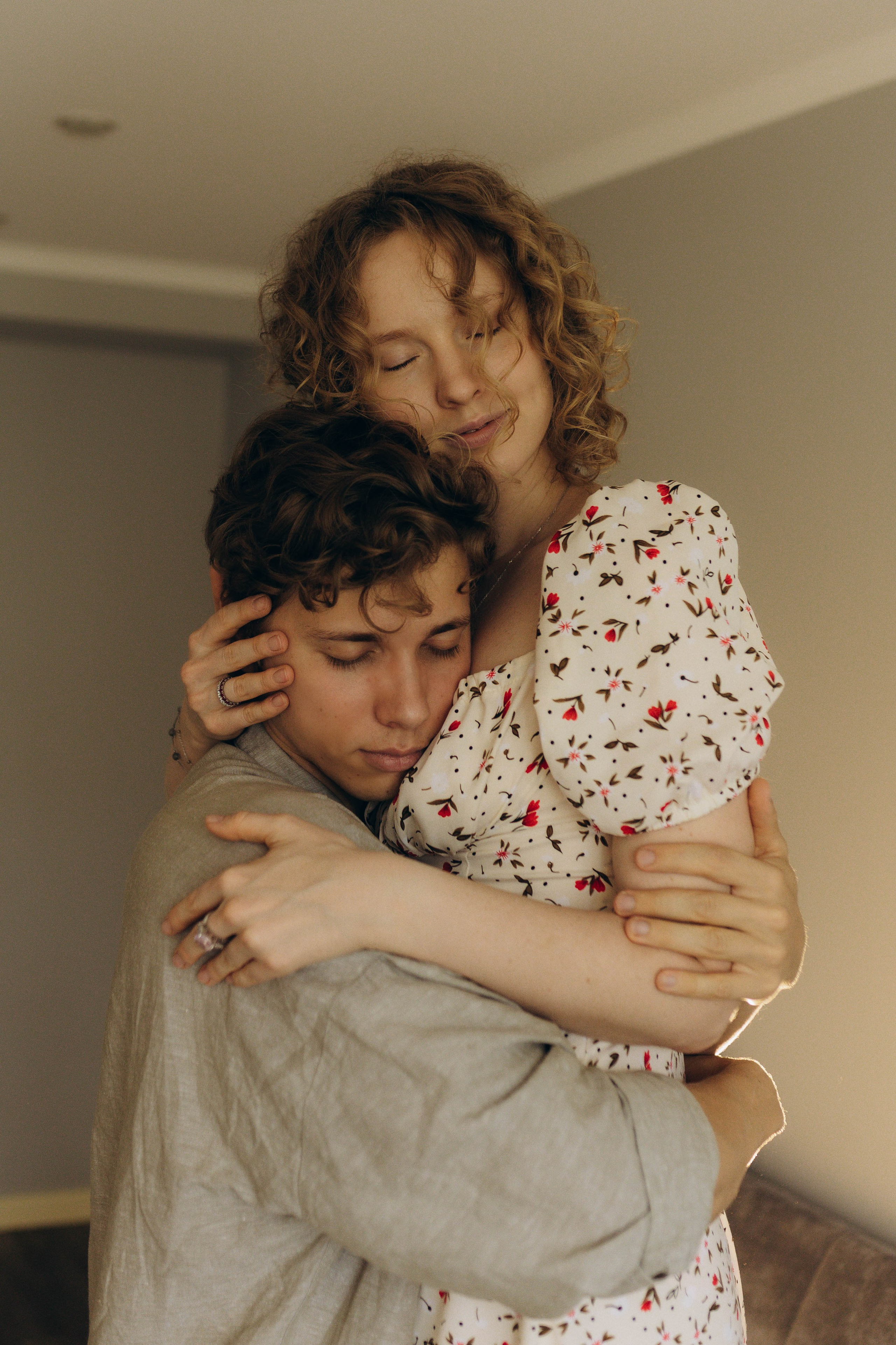 Аня, Костя и котики. Фотограф Саратов