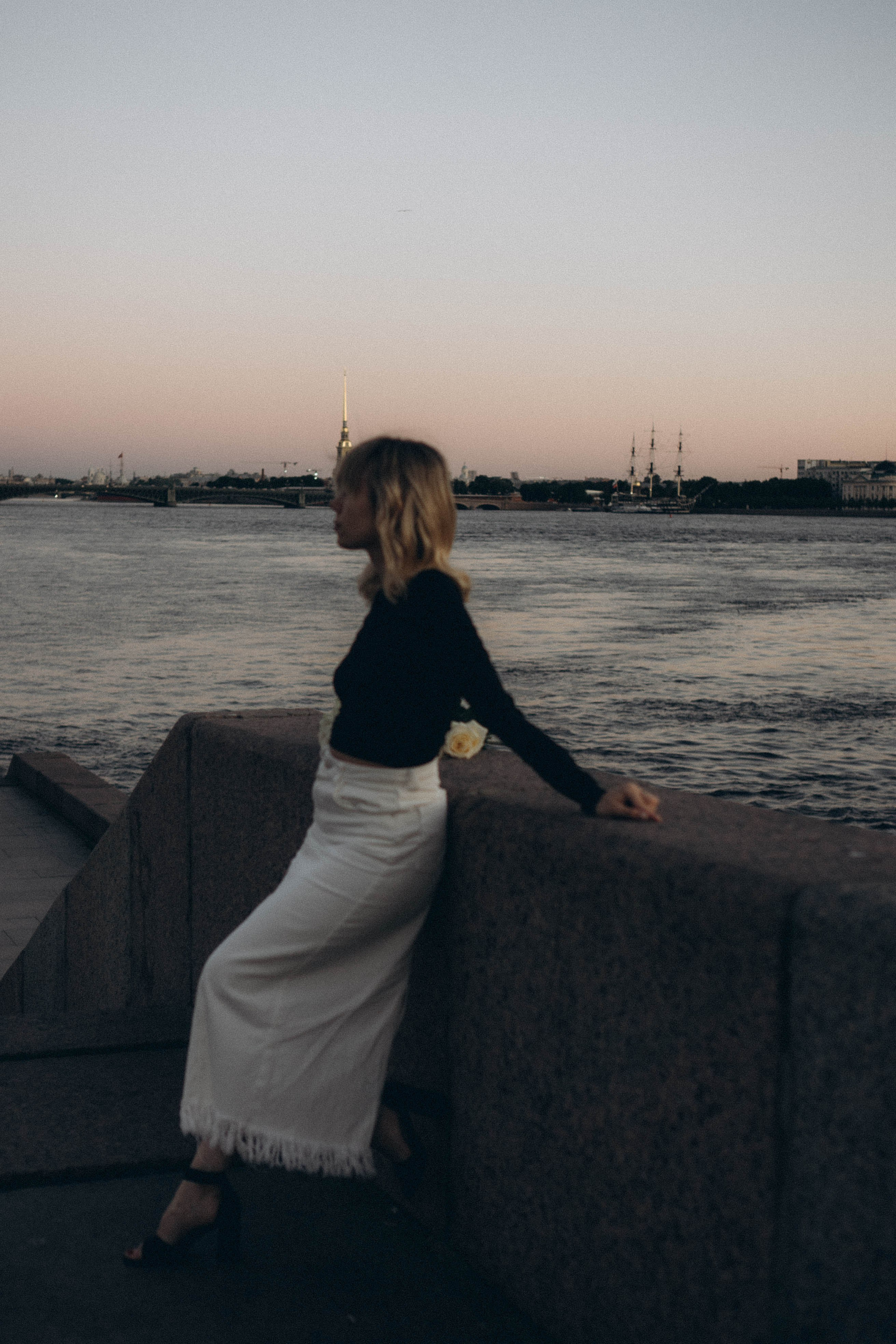 ПРОГУЛКА ПО ГОРОДУ В БЕЛЫЕ НОЧИ (другой вариант). Профессиональный фотограф, Санкт-Петербург — Виктория Богомолова