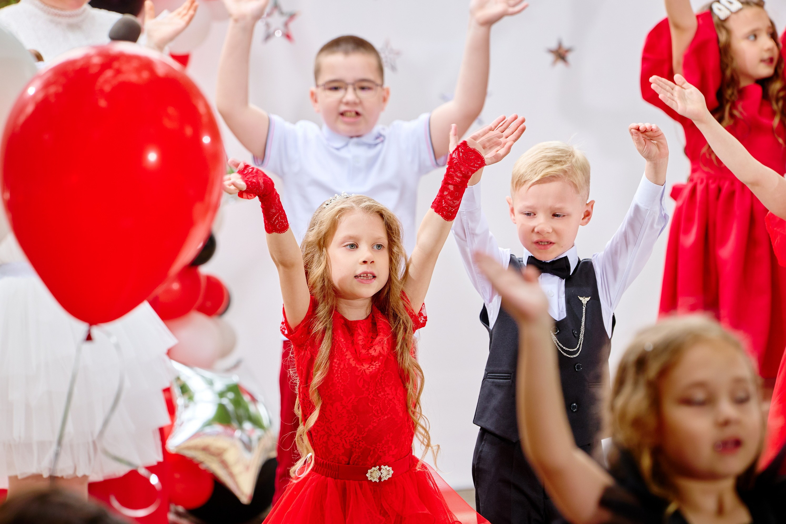 Выпускной 45 сад. Фотограф Выпускные альбомы Таганрог Сергей Коробченко