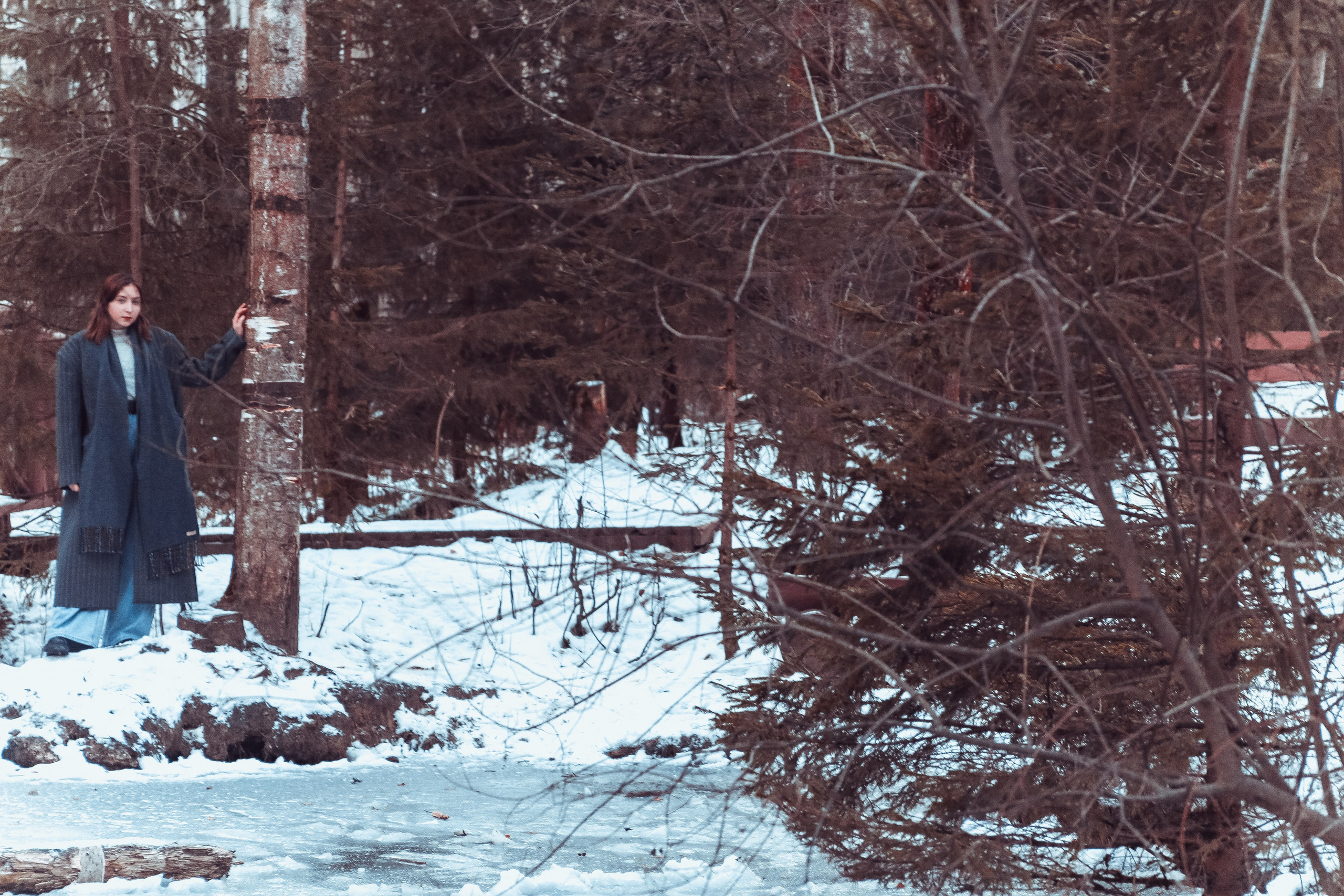 Ксюша в лесу. Фотограф Пермь. Фотосессия в фотостудии Перми и на свежем воздухе