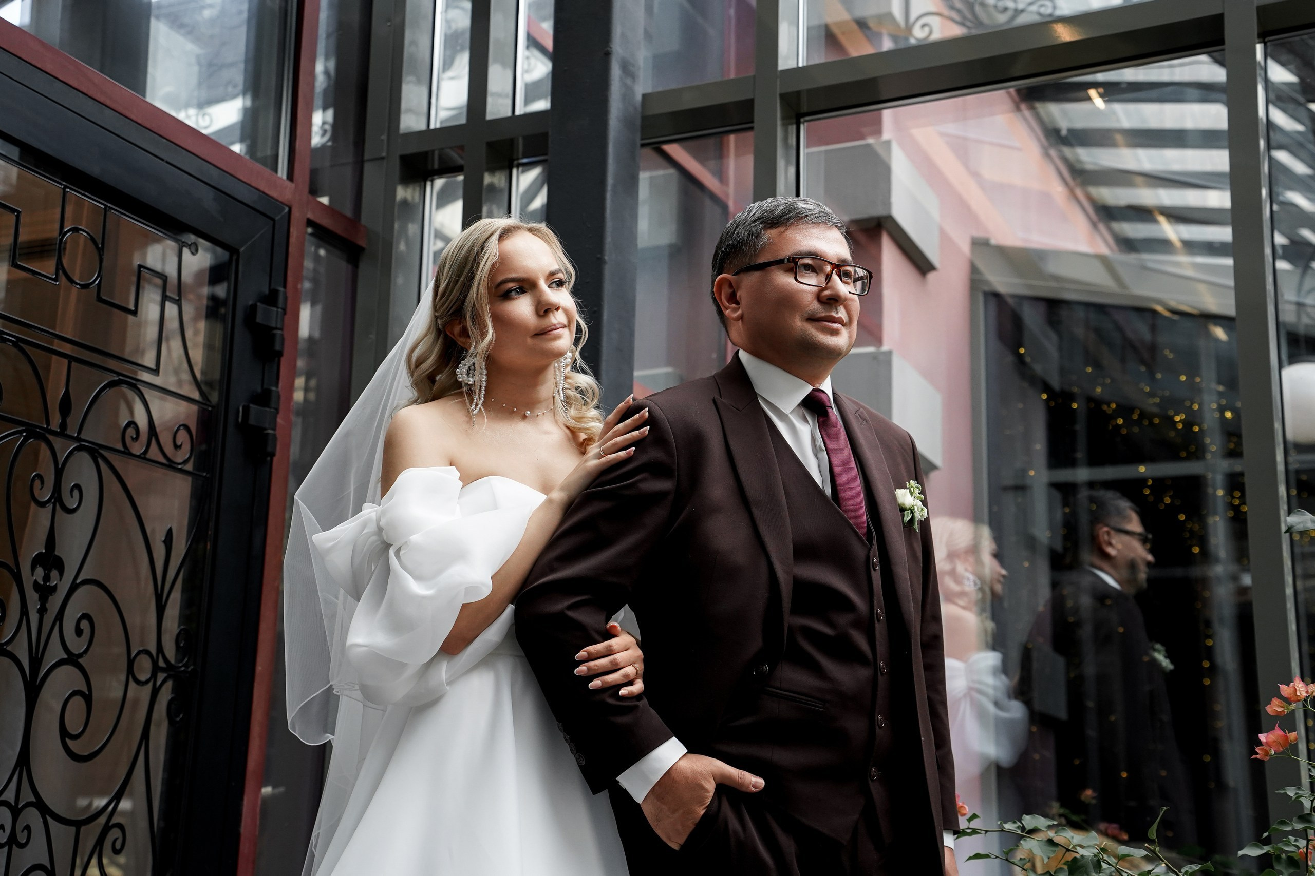 Свадебная фотосессия «4 часа». Отель Резиденция в Ростове-на-Дону. Кадры молодоженов на природе. Фотосессия банкета 1 час. Свадебный фотограф в Ростове-на-Дону. Таинство Крещения и Венчания, семейные фотосессии. Алёна Чёботова