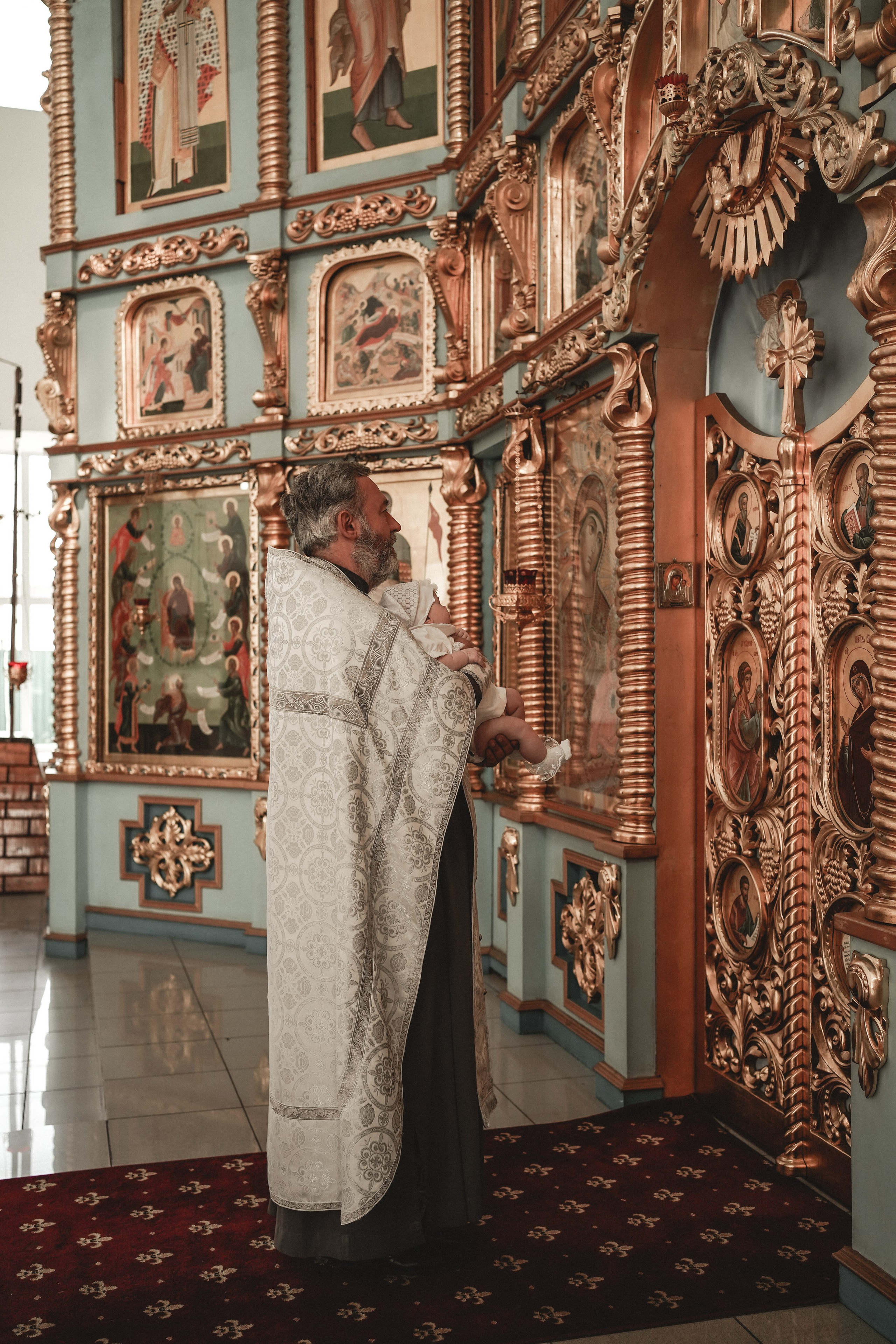 Таинство Крещения в Успенском храме. Свадебный фотограф в Ростове-на-Дону. Таинство Крещения и Венчания, семейные фотосессии. Алёна Чёботова