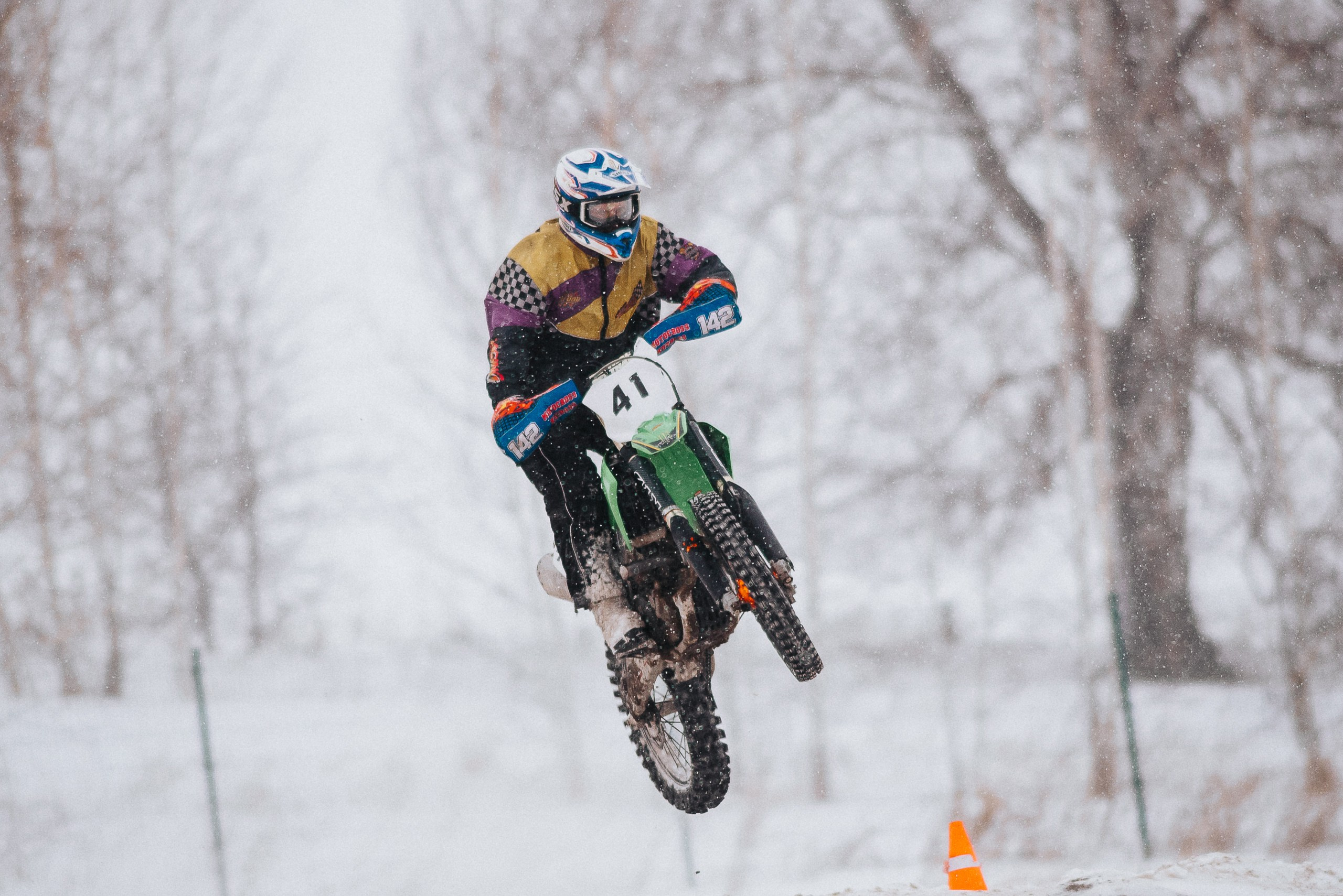 29.12.2024 — Праздничная тренировка на мотоциклетной трассе Люскус. Репортажный фотограф в Кемерово