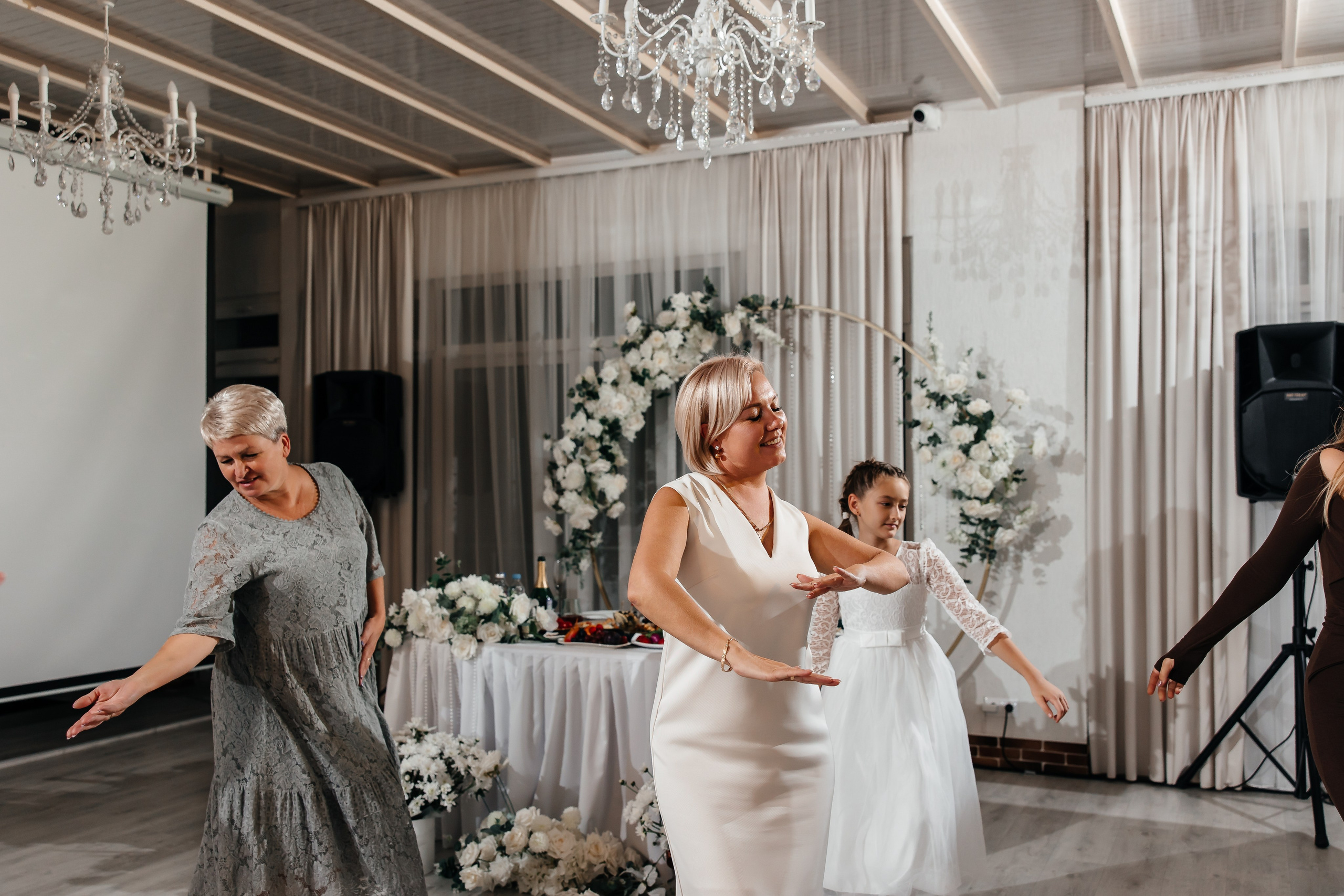 Анонс свадьбы для Яны и Юрия. Гаспра, Вилла Танго. Свадебный фотограф в Крыму и Севастополе Ольга Баскакова