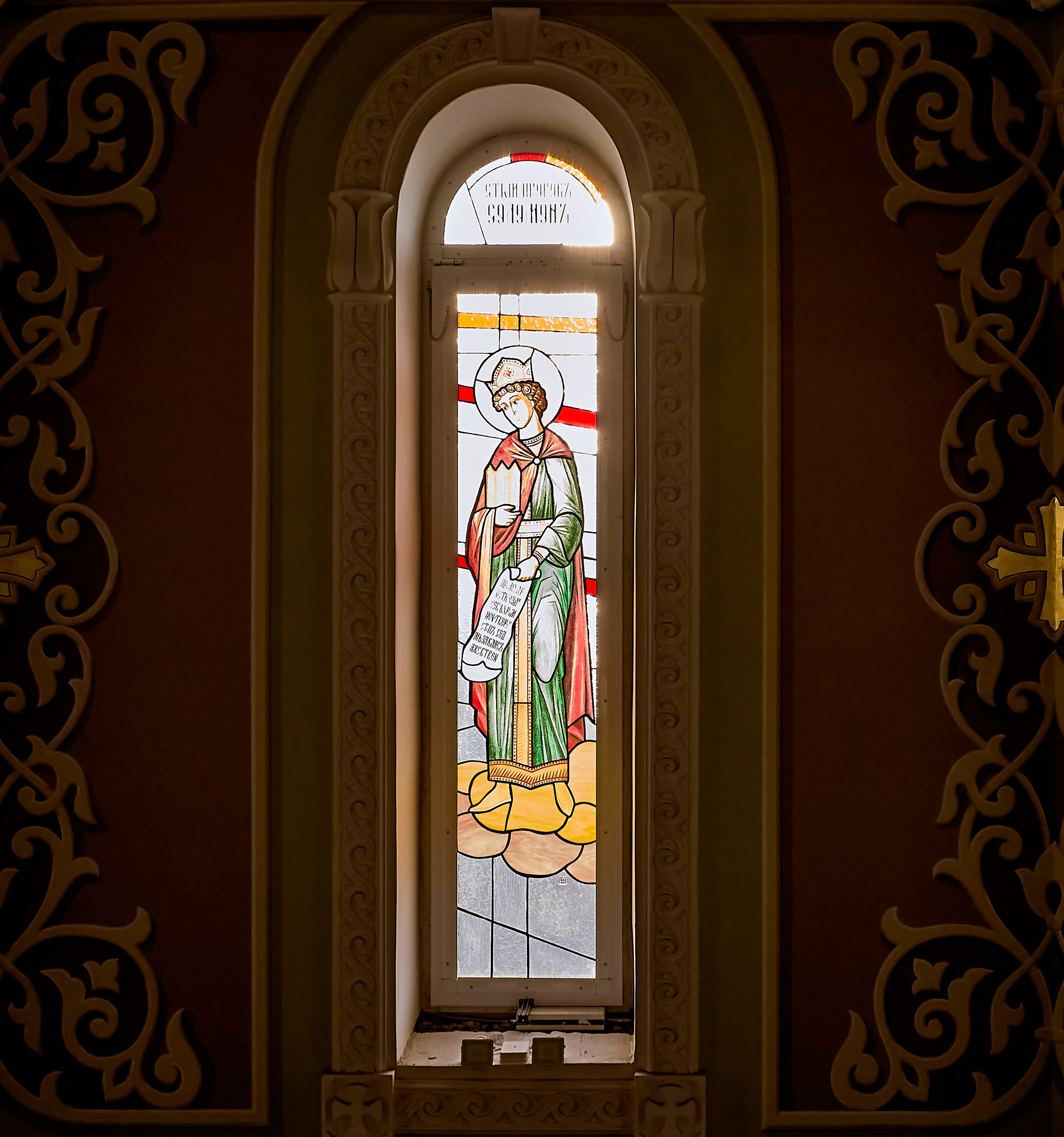 Фотографии Витражей в храме пророка Божия Илии