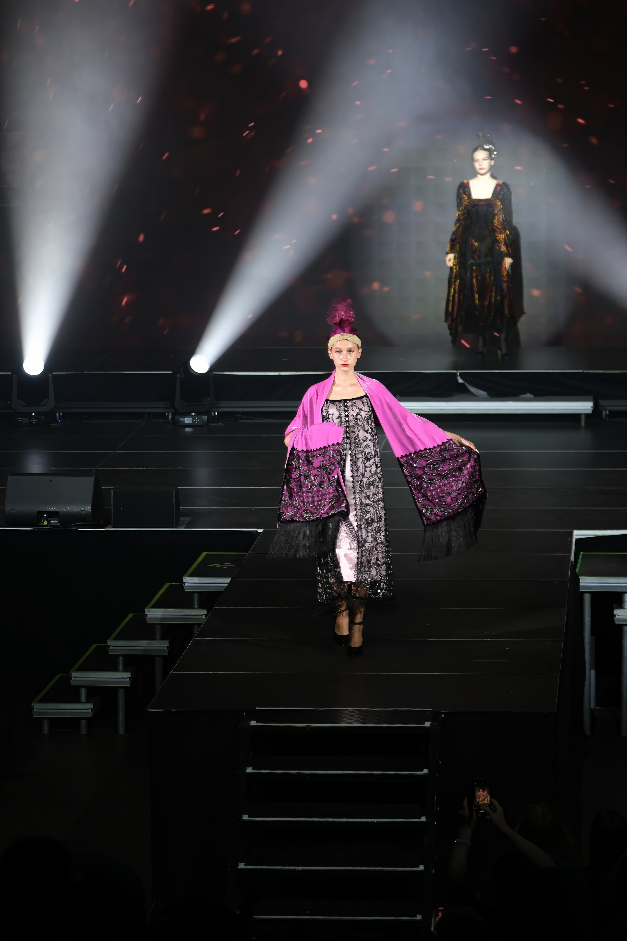 Подиумный спектакль «Стиль Надежды». Добро пожаловать в студию «Цифровой скульптор»  где искусство встречается с технологиями!