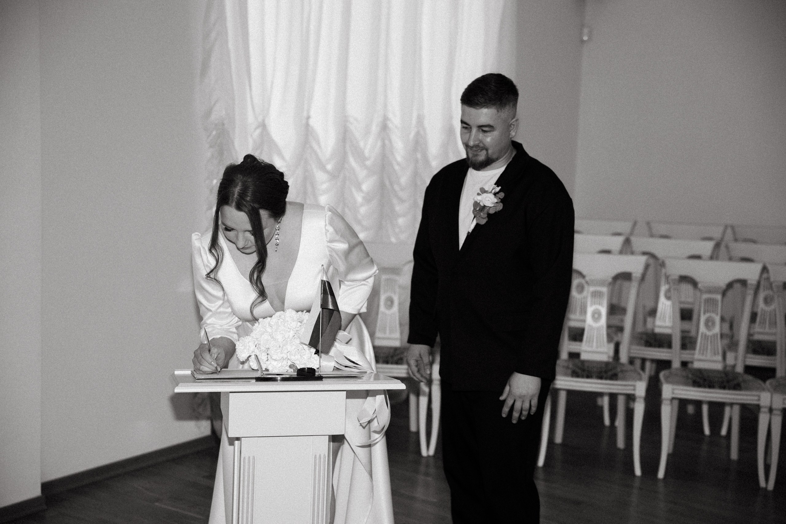 Любовь без памяти. Свадебный и Семейный Фотограф в Гатчине и Санкт-Петербурге Виктория