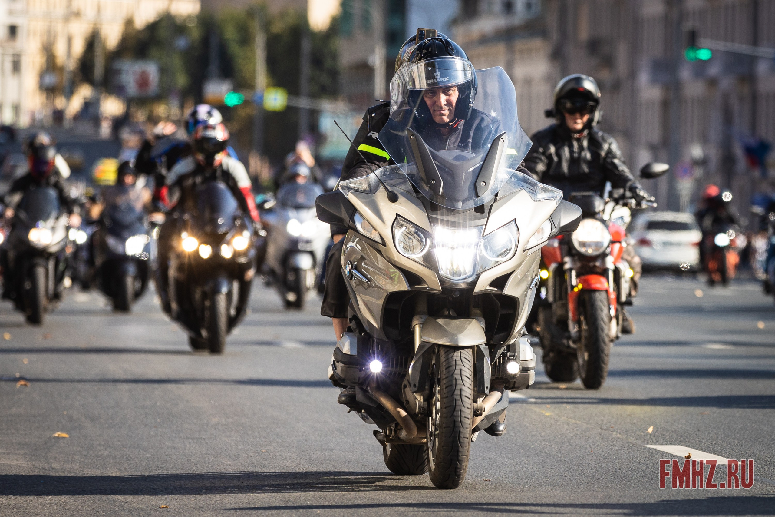 Закрытие Мотосезона 2023 на проспекте Академика Сахарова. Фотограф Владимир Охрименко