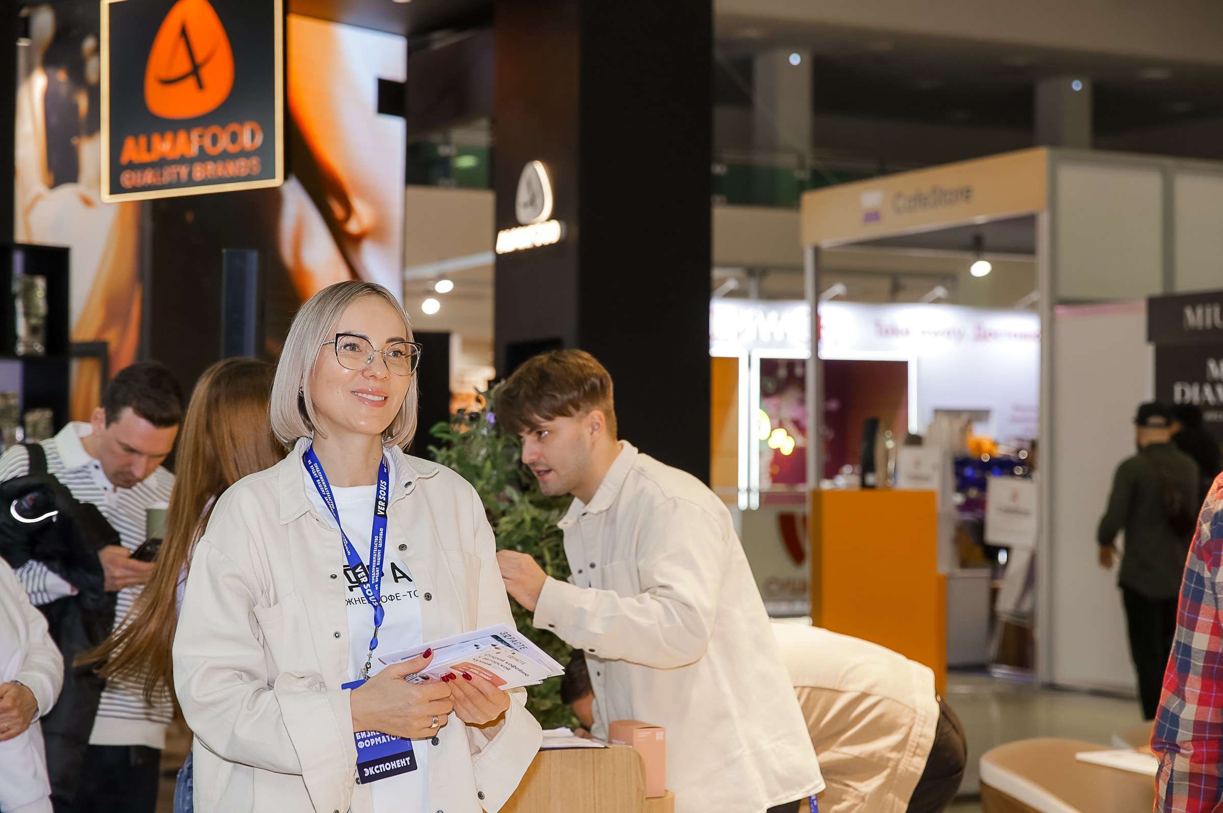 VERSOUS. ЭКСПОЦЕНТР. ЗДРАСТЕ. Фотограф в Москве Ольга Колесникова