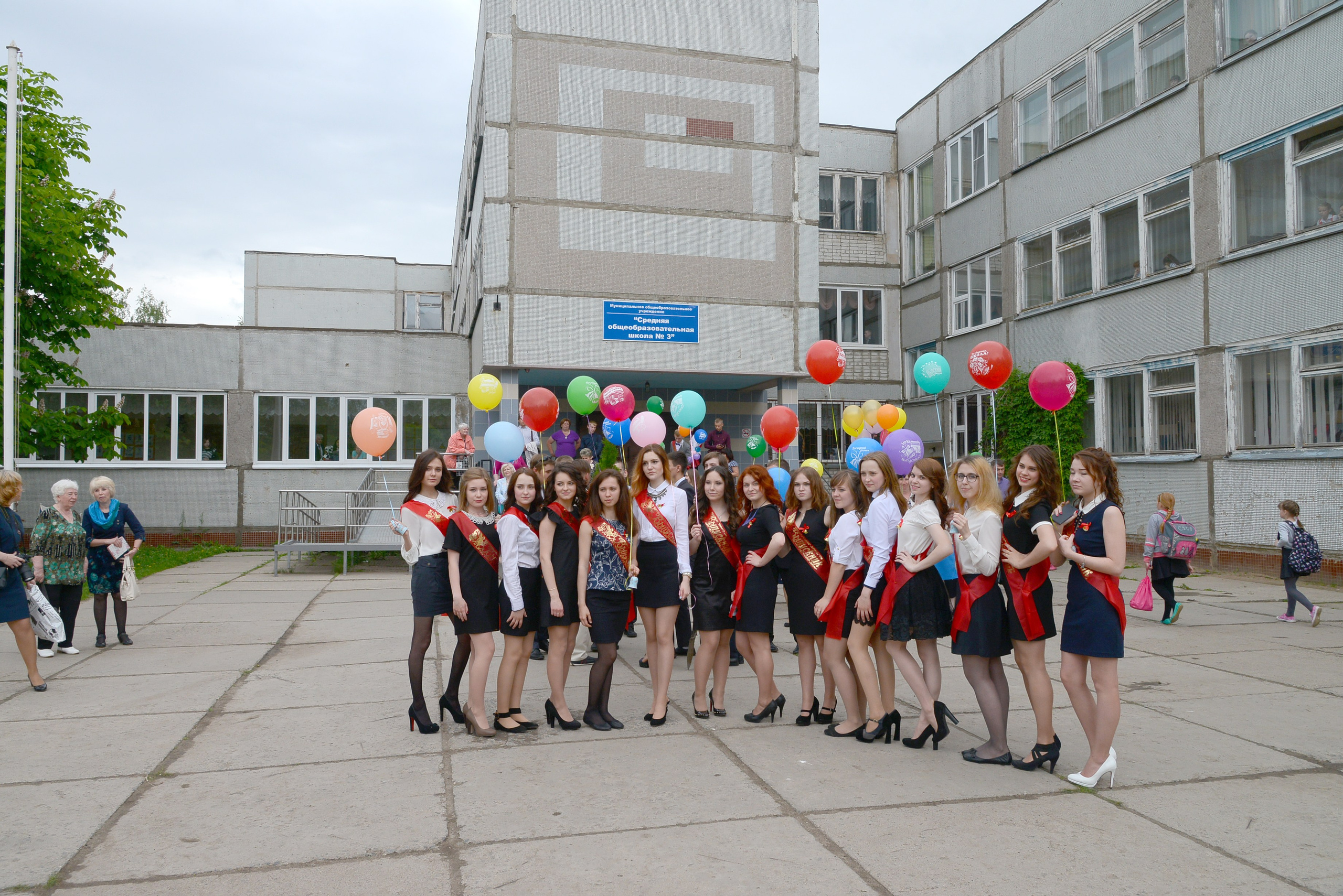 Портфолио снимков для альбомов старшей школы. Sokolov studio | Сайт фотографа Евгения Соколова в Вологде