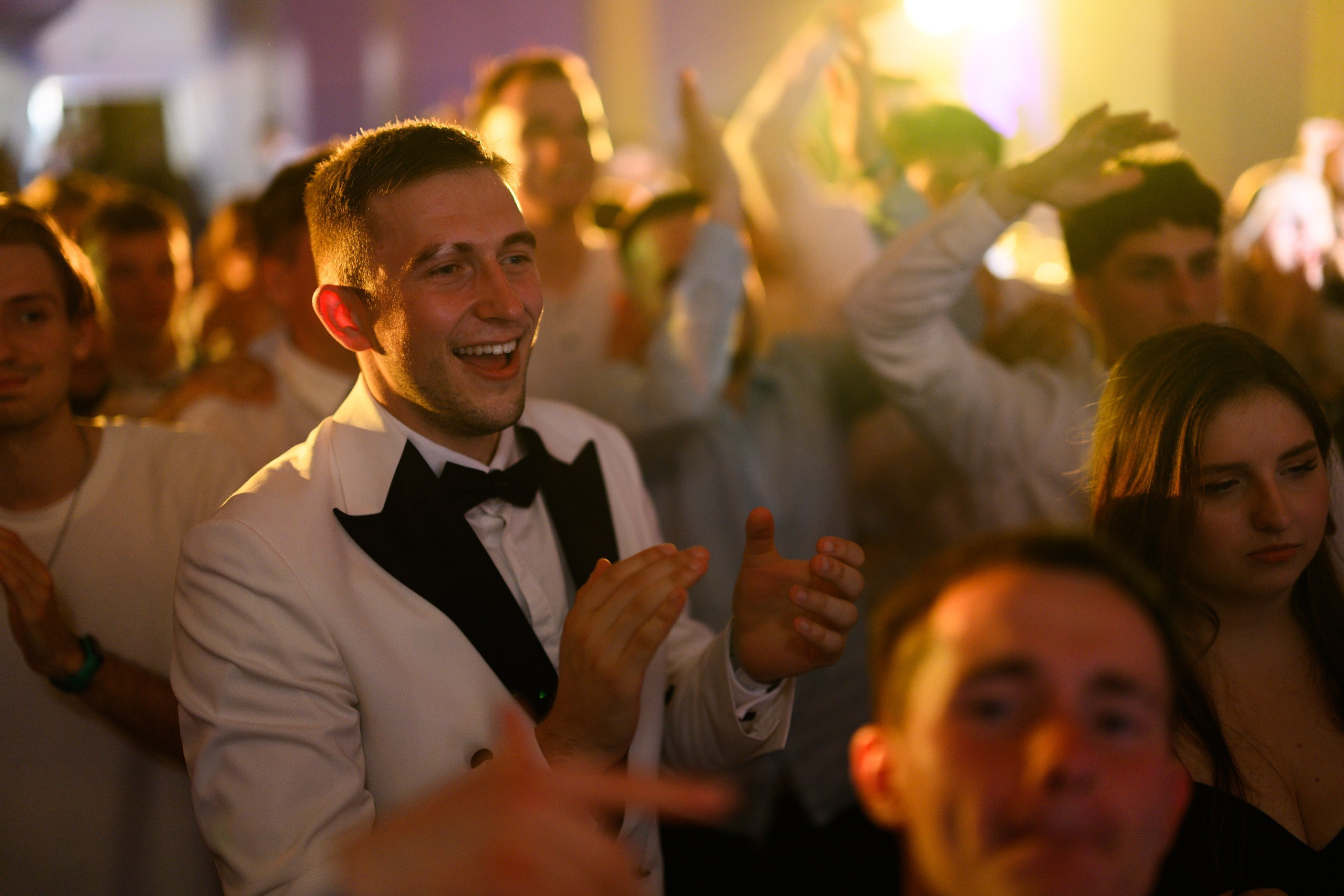 Фотограф на свадьбу Минск Москва Санкт-Петербург Свадебный фотограф на выпускной Репортажный фотограф Love Story Свадебная прогулка. Свадебный фотограф — Крюков Константин