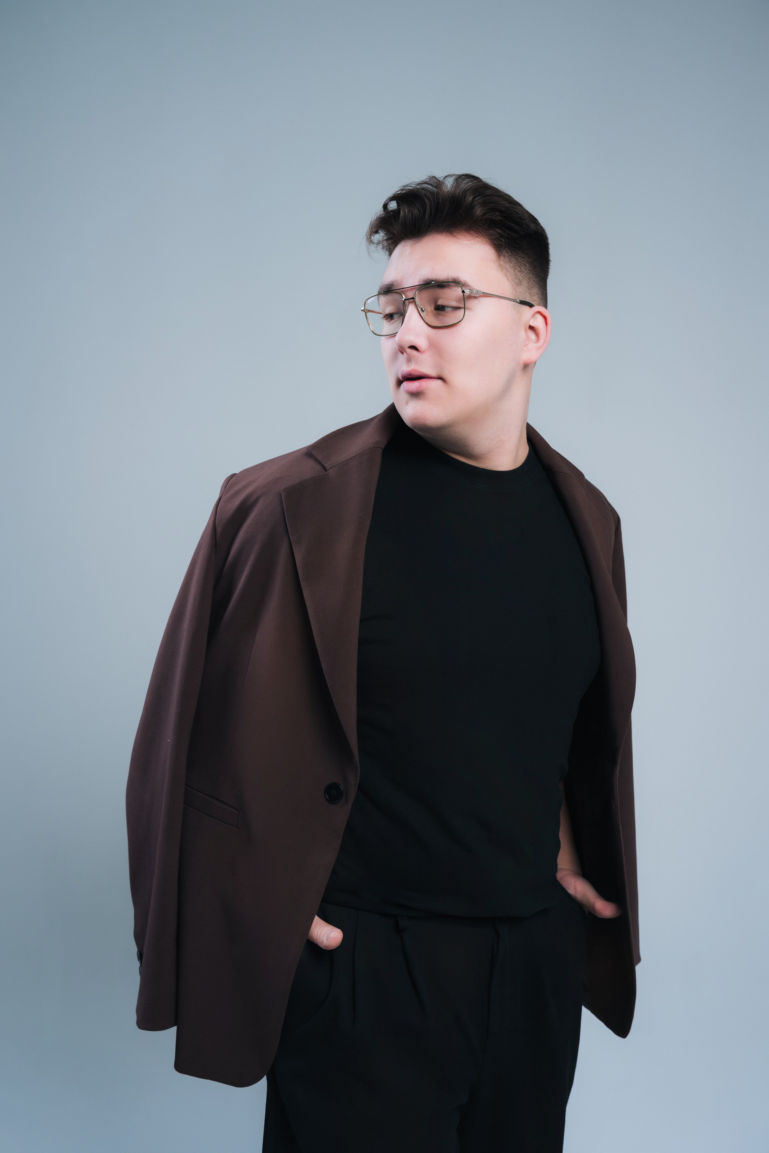 Ведущий Даниил. Репортажный фотограф в Кирове Александр Лутошкин