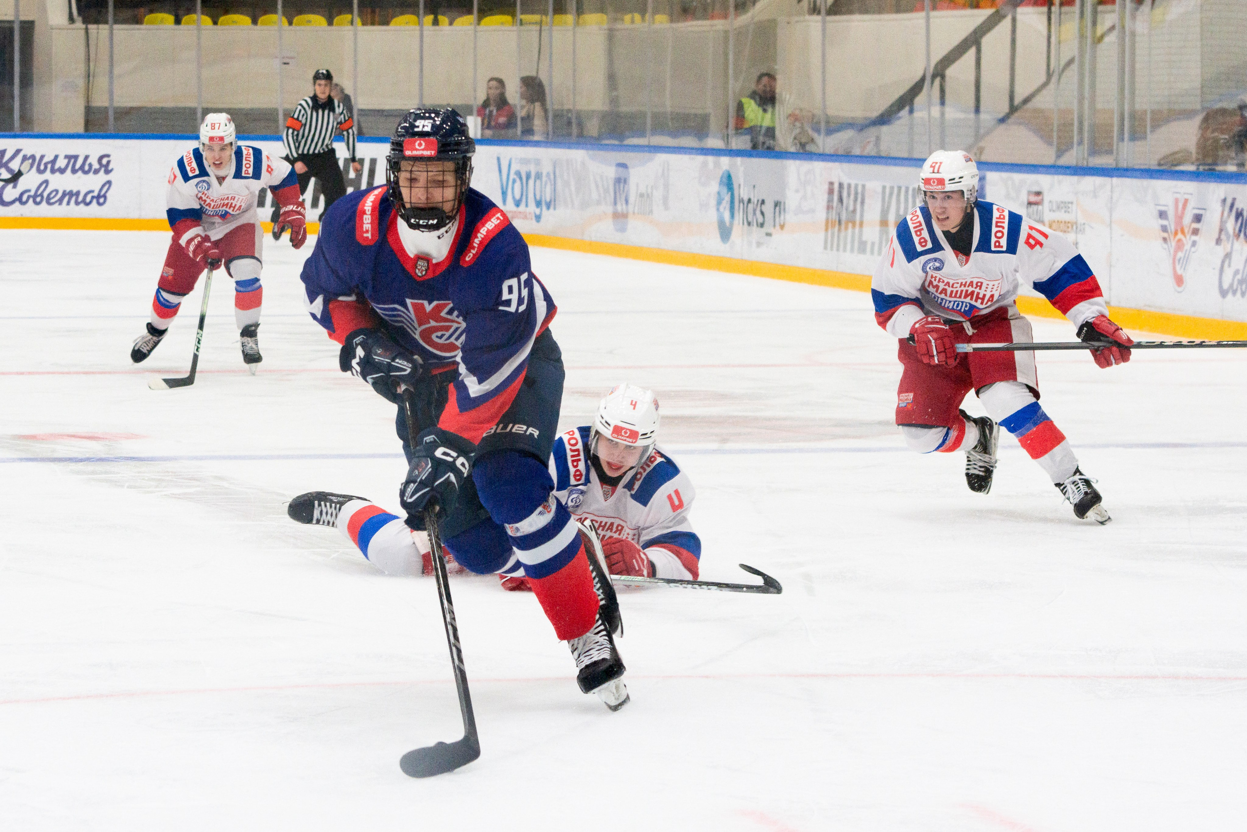🏒 Крылья Советов — Красная Машина Юниор 28.11.2025. Фотограф Александр Махоткин