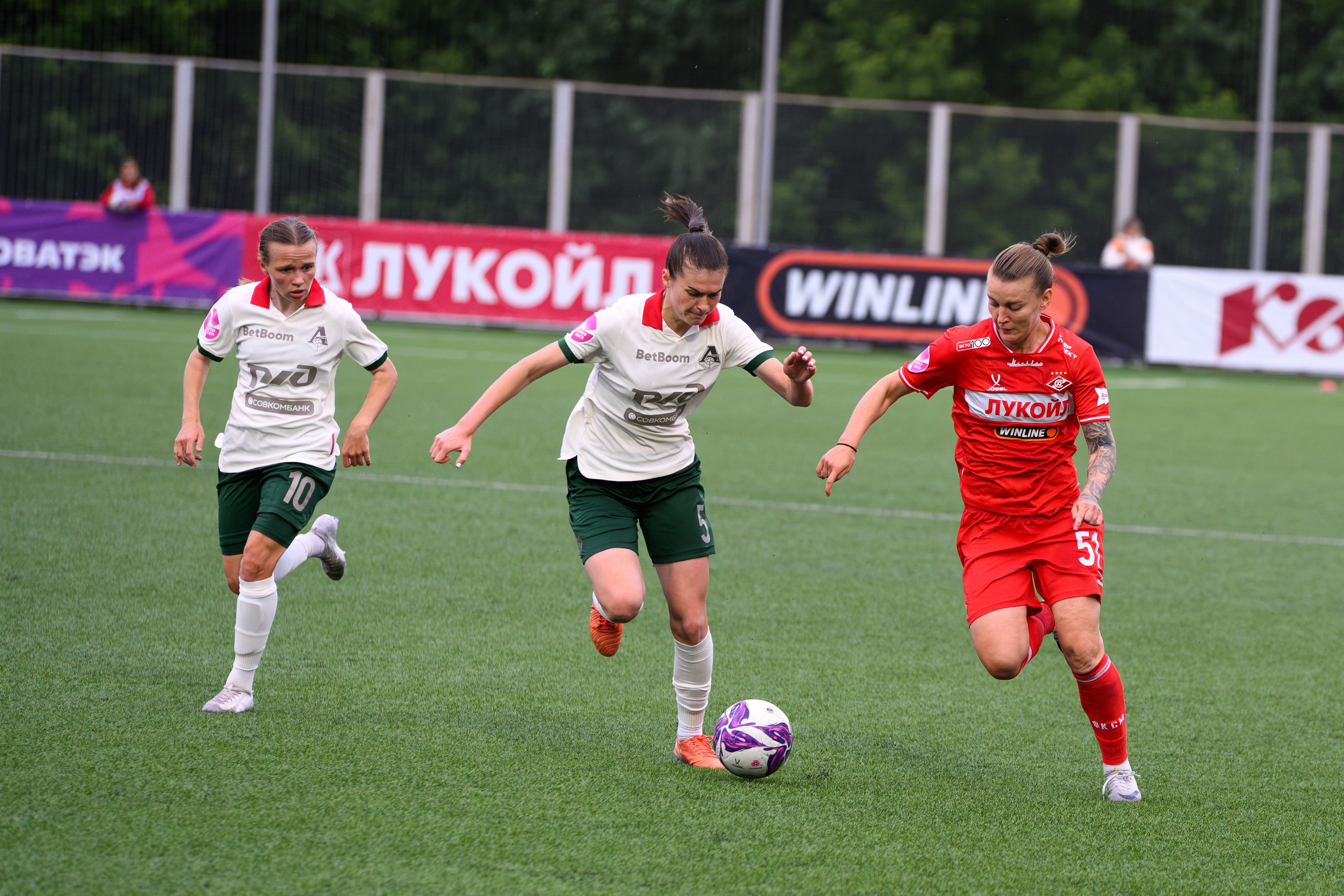 ⚽️ ЖФК Спартак — ЖФК Локомотив 27.06.2026. Фотограф Александр Махоткин